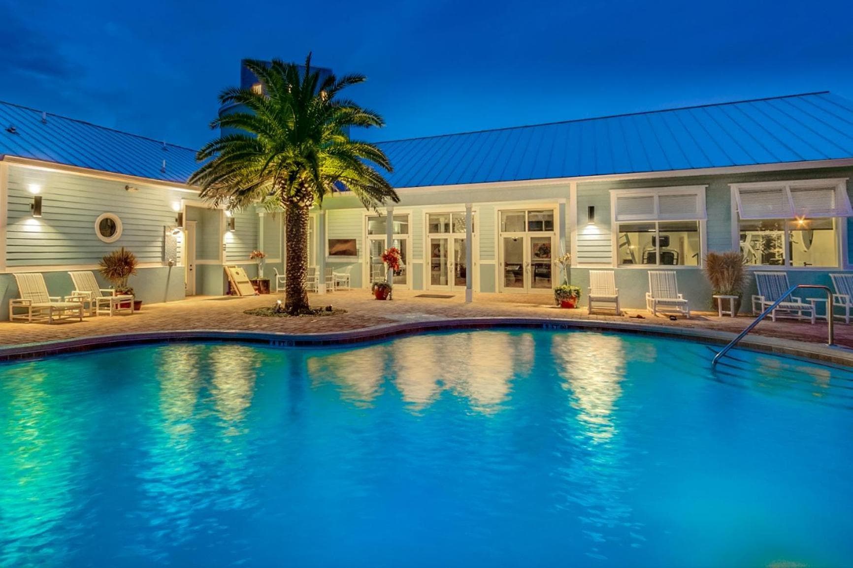 Cape Crossing Resort & Marina interior in Merritt Island, FL — gallery photo 2
