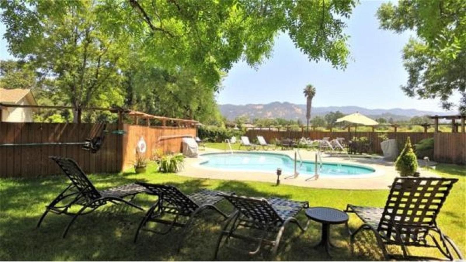 The Inn on Pine interior in Calistoga, CA — gallery photo 2