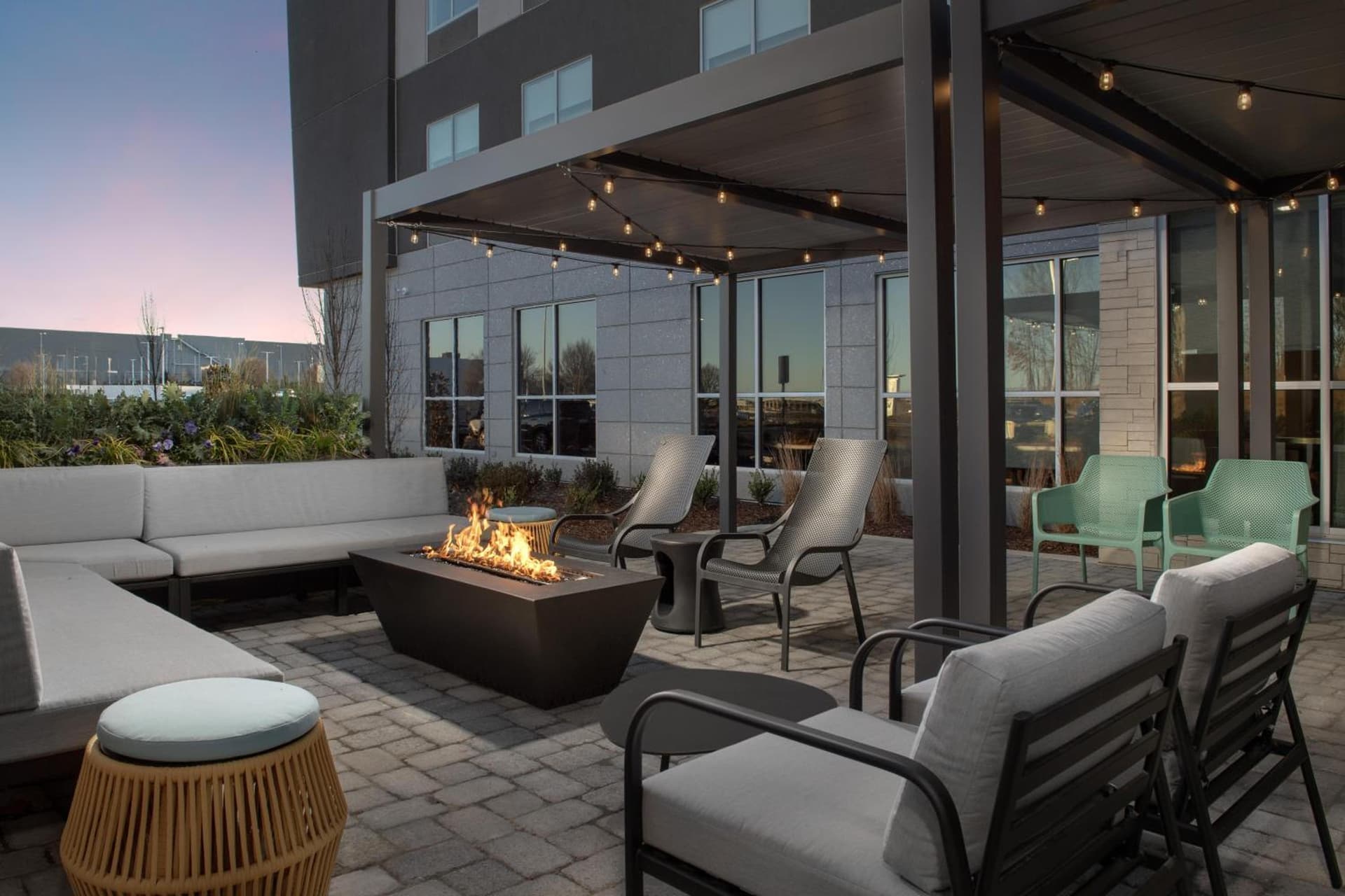 Home2 Suites By Hilton Concord Charlotte gallery photo in Concord, NC — image 7