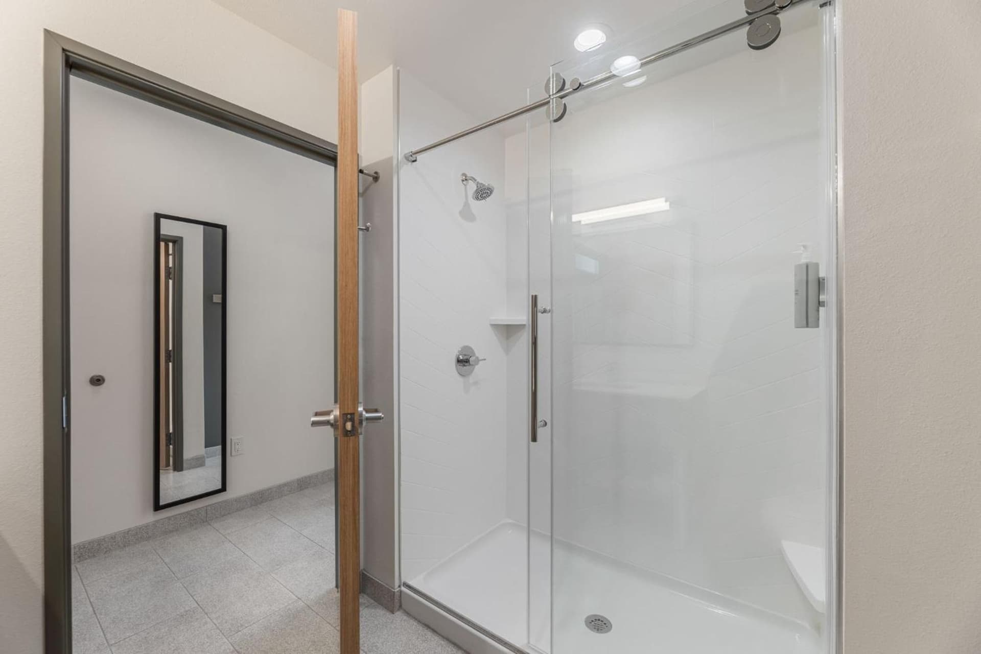 Spark By Hilton Garland Dallas East gallery photo in Garland, TX — image 35