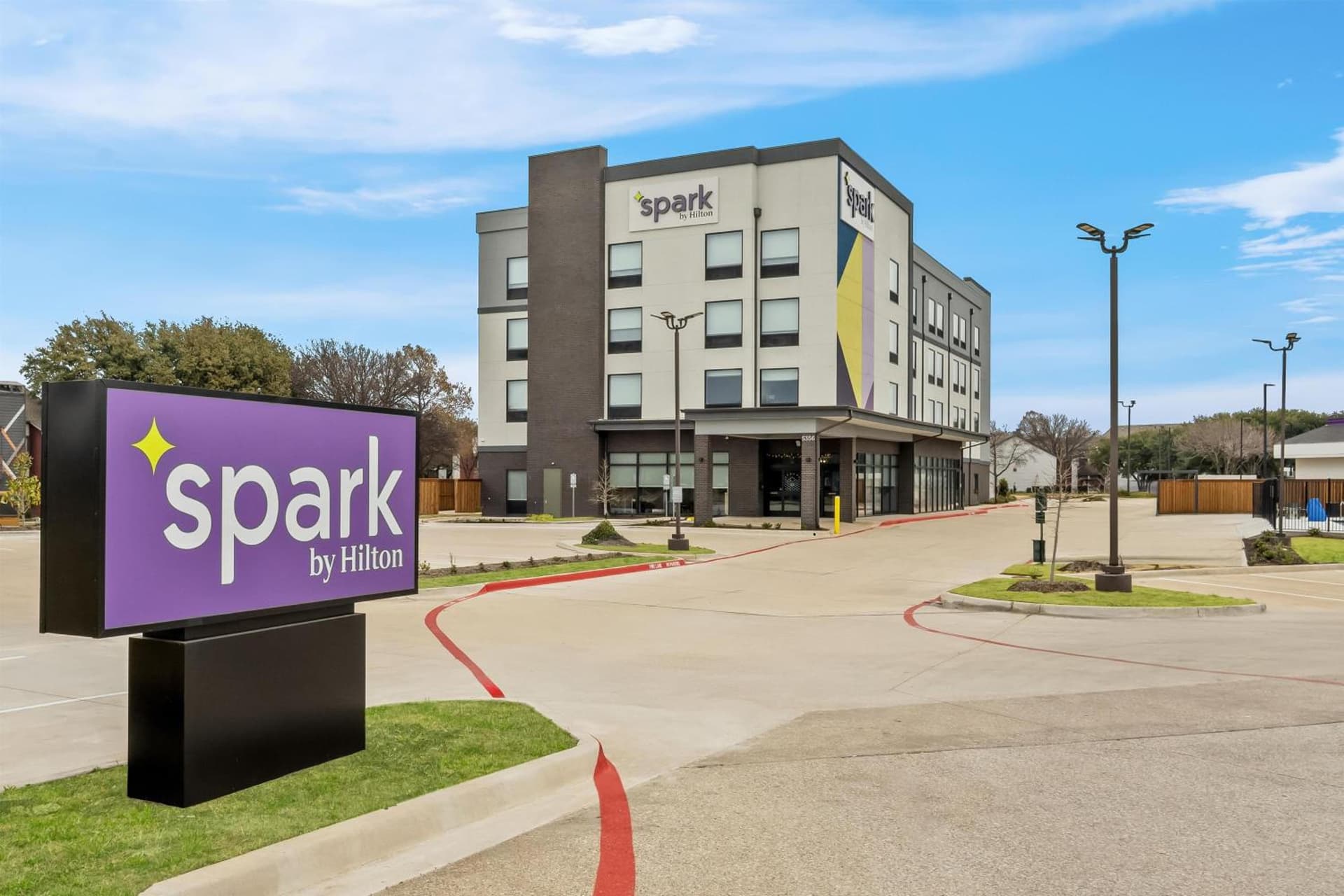 Spark By Hilton Garland Dallas East interior in Garland, TX — gallery photo 2