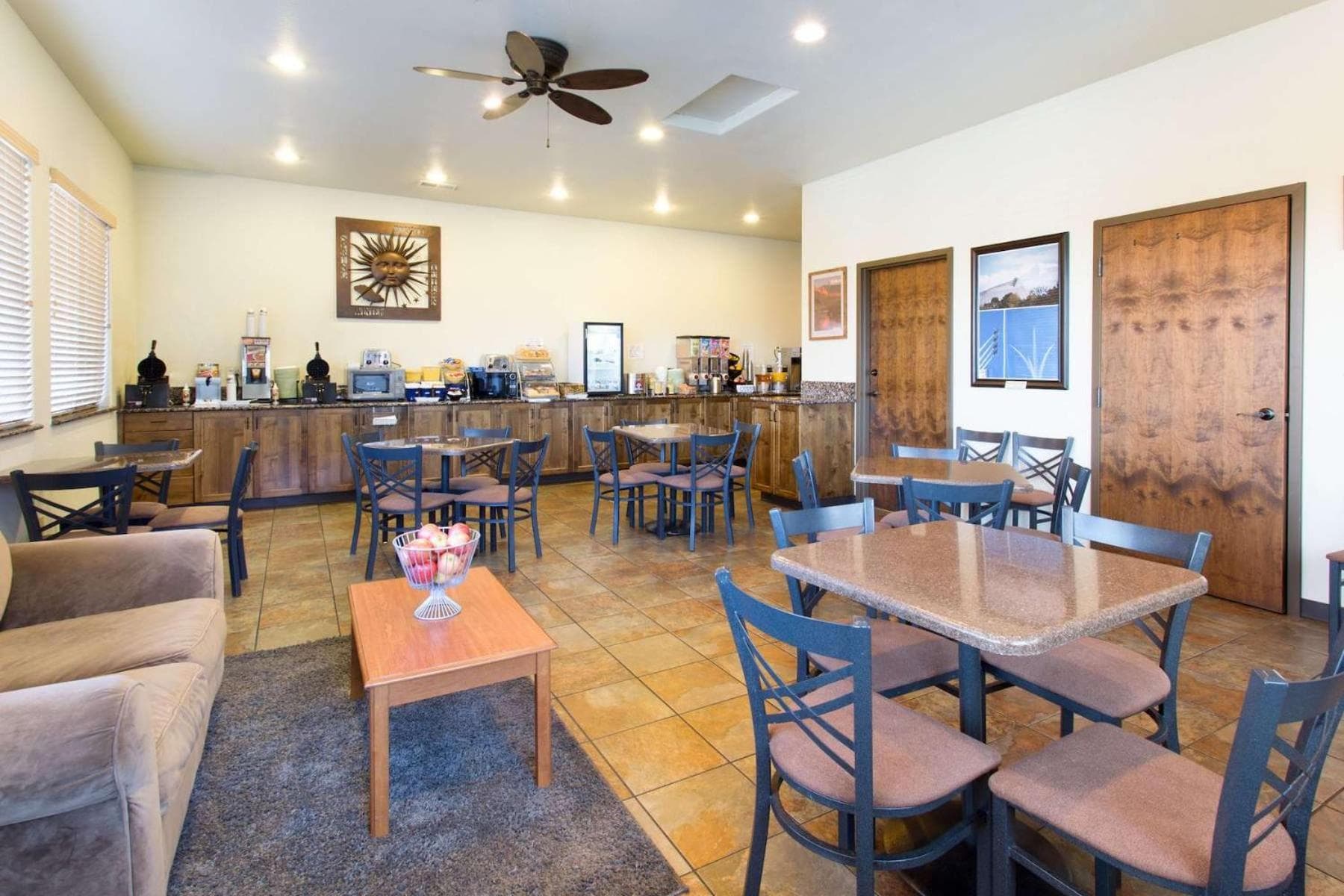 Days Inn by Wyndham Grand Junction gallery photo in Grand Junction, CO — image 4