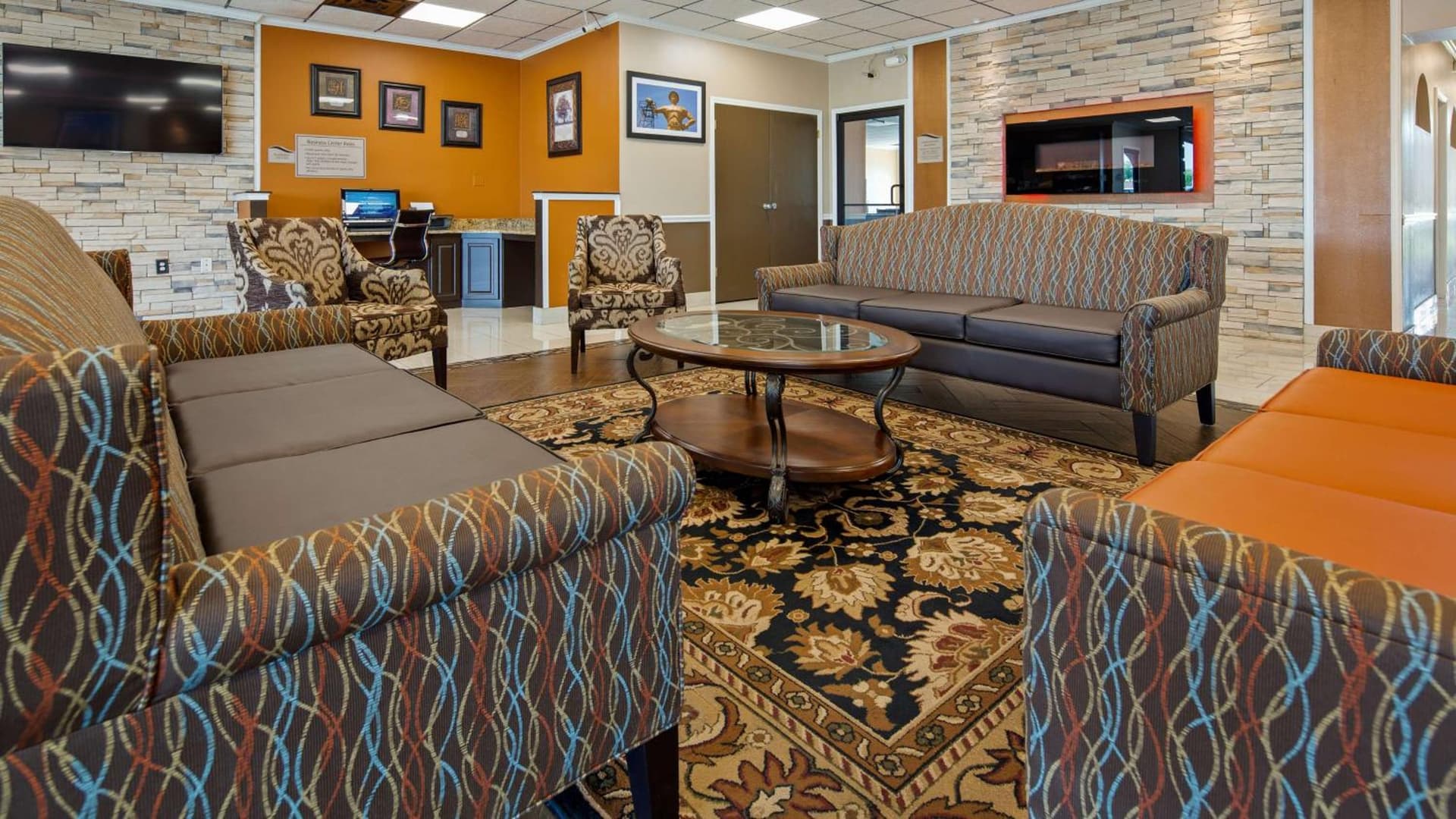 Best Western Tulsa Airport property views in Tulsa, OK — gallery photo 3