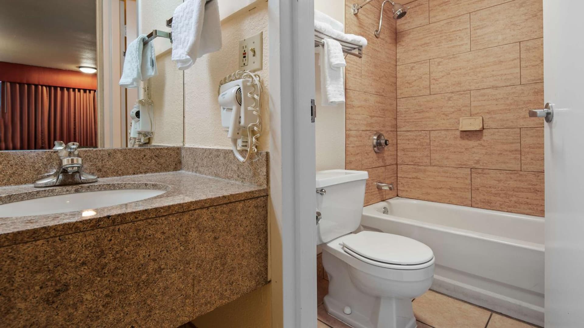Best Western Tulsa Airport gallery photo in Tulsa, OK — image 10