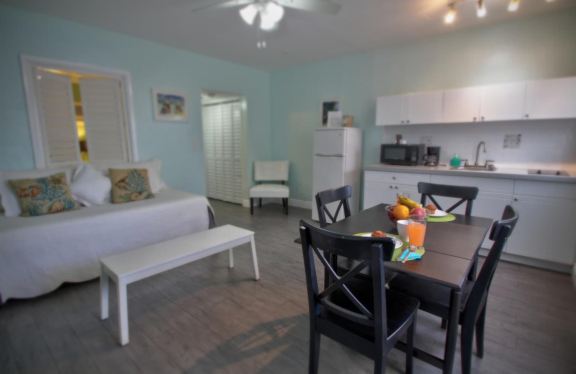Hollywood Beachside Boutique Suite gallery photo in Hollywood, FL — image 11