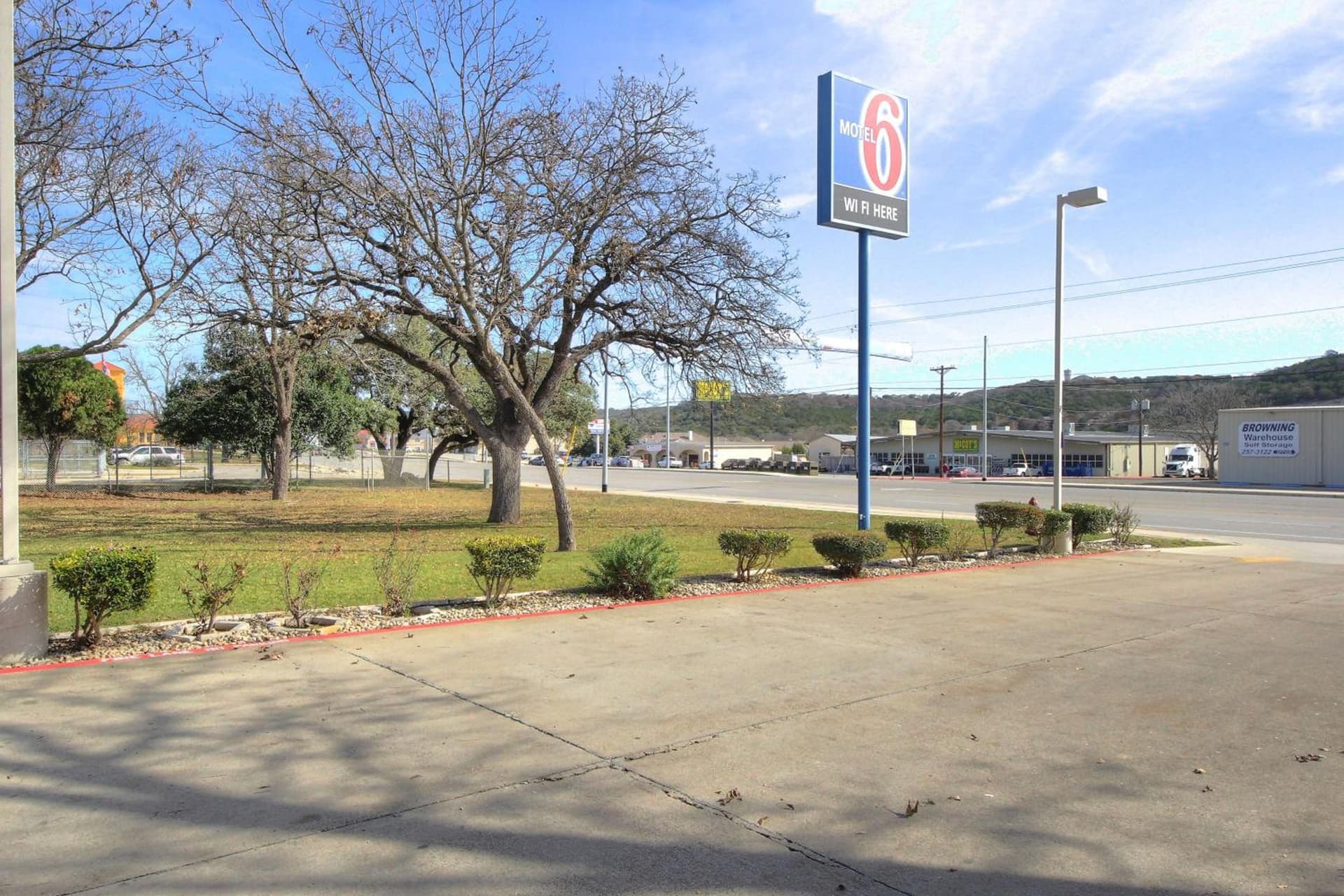 Motel 6-Kerrville, TX interior in Kerrville, TX — gallery photo 2