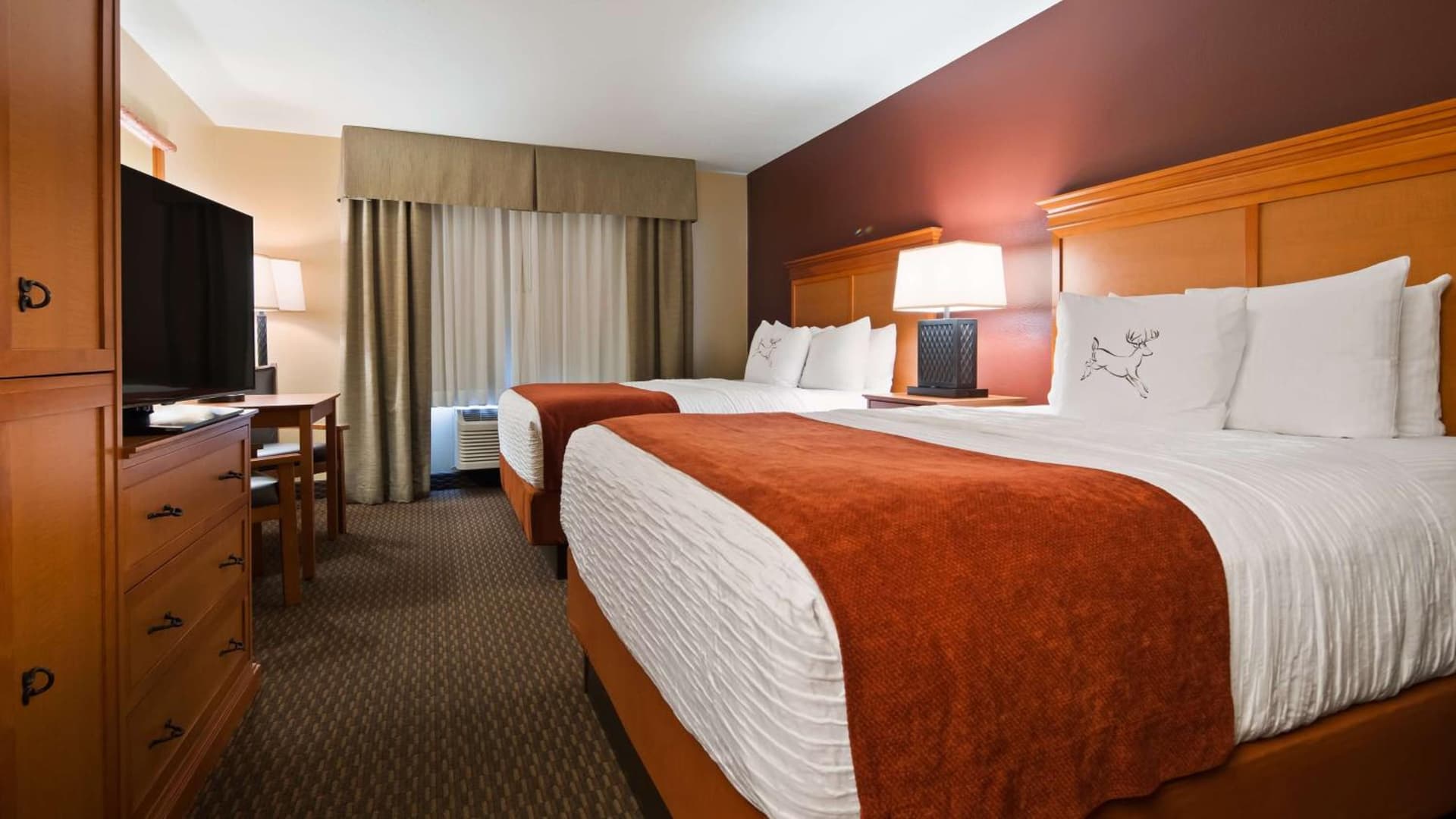 Best Western Plus Deer Park Hotel and Suites property views in Craig, CO — gallery photo 3