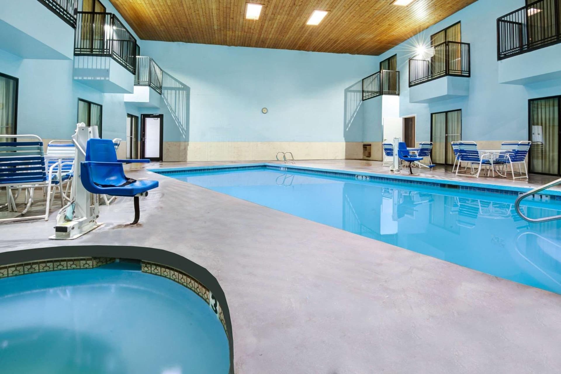 Days Inn & Suites by Wyndham Albuquerque West property views in Albuquerque, NM — gallery photo 3