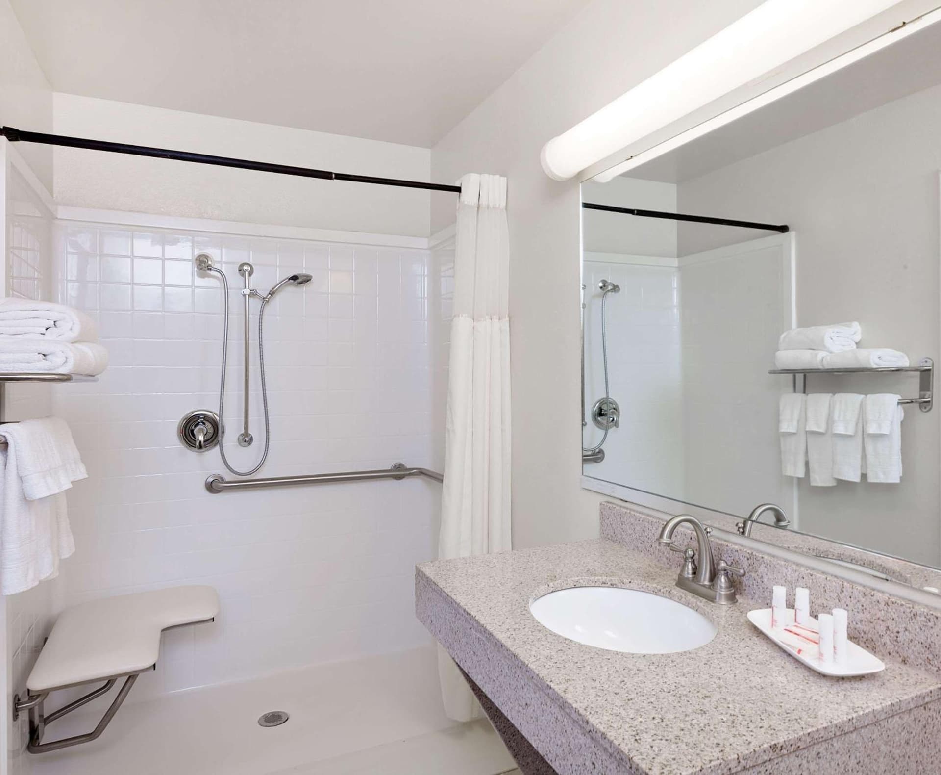 Days Inn by Wyndham San Angelo gallery photo in San Angelo, TX — image 31