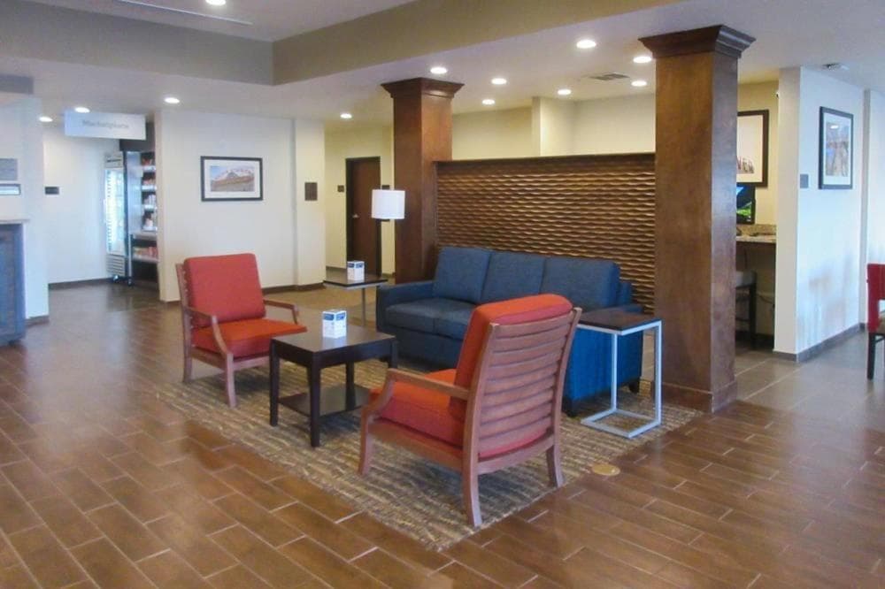 Comfort Suites Denver International Airport gallery photo in Denver, CO — image 14