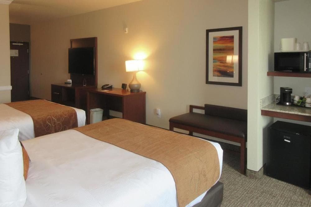 Comfort Suites Denver International Airport gallery photo in Denver, CO — image 11