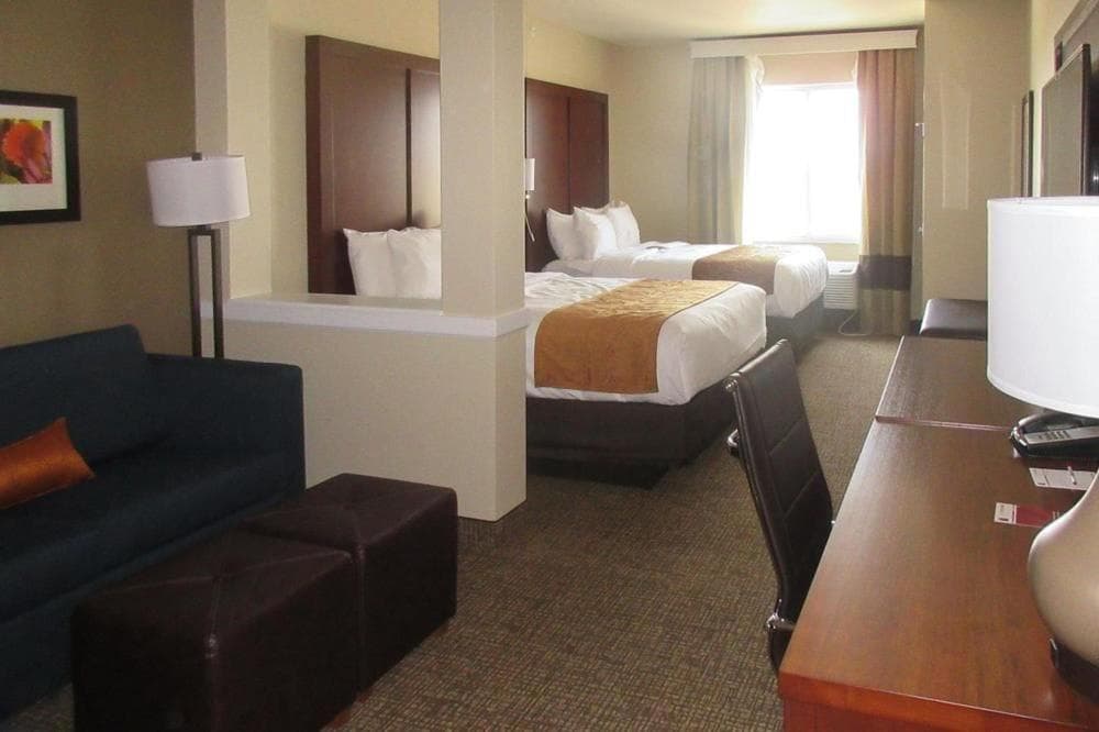 Comfort Suites Denver International Airport gallery photo in Denver, CO — image 10