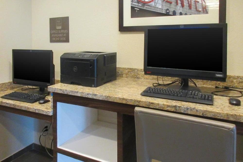 Comfort Suites Denver International Airport gallery photo in Denver, CO — image 5