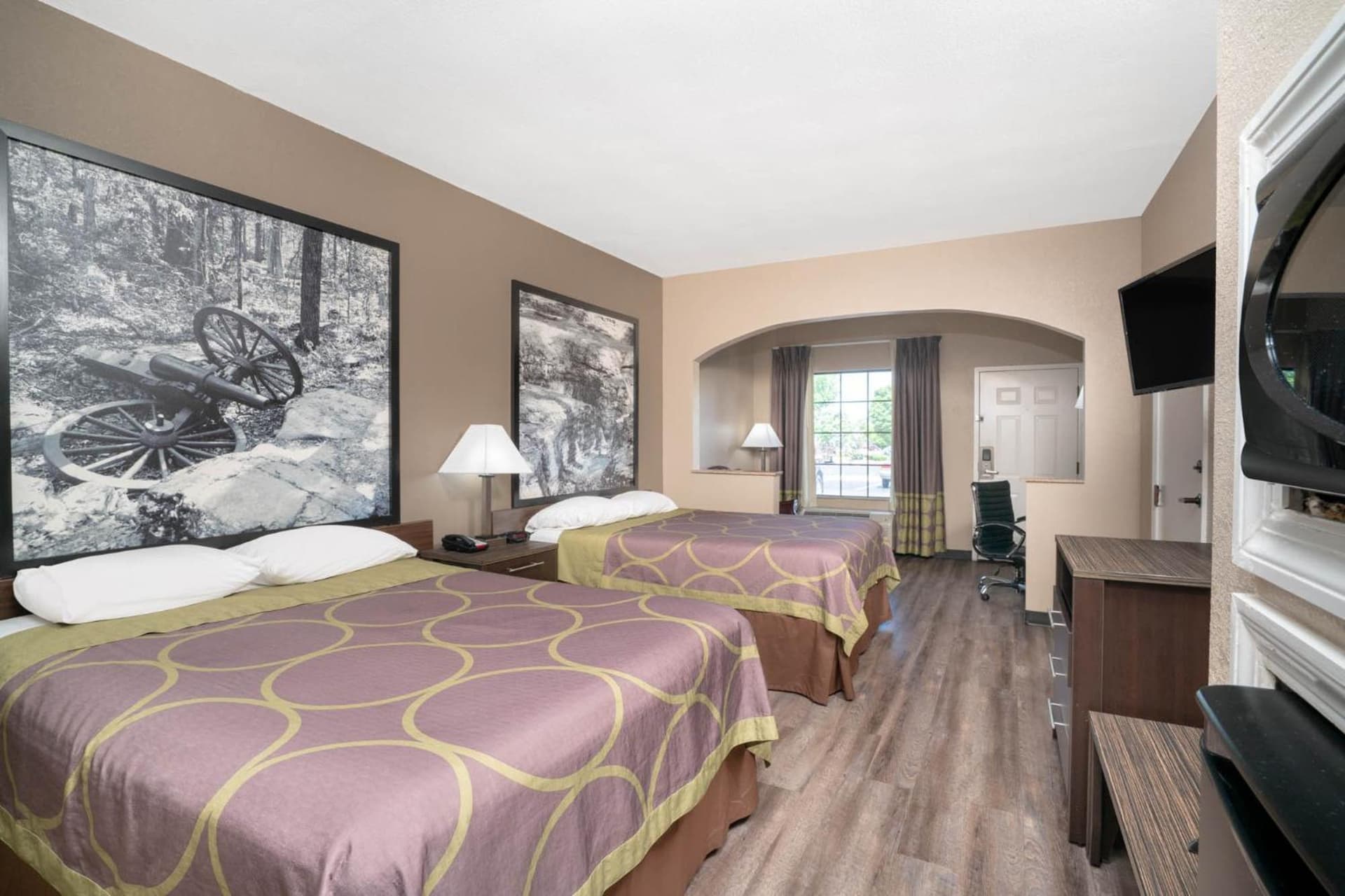 Super 8 by Wyndham Murfreesboro gallery photo in Murfreesboro, TN — image 7