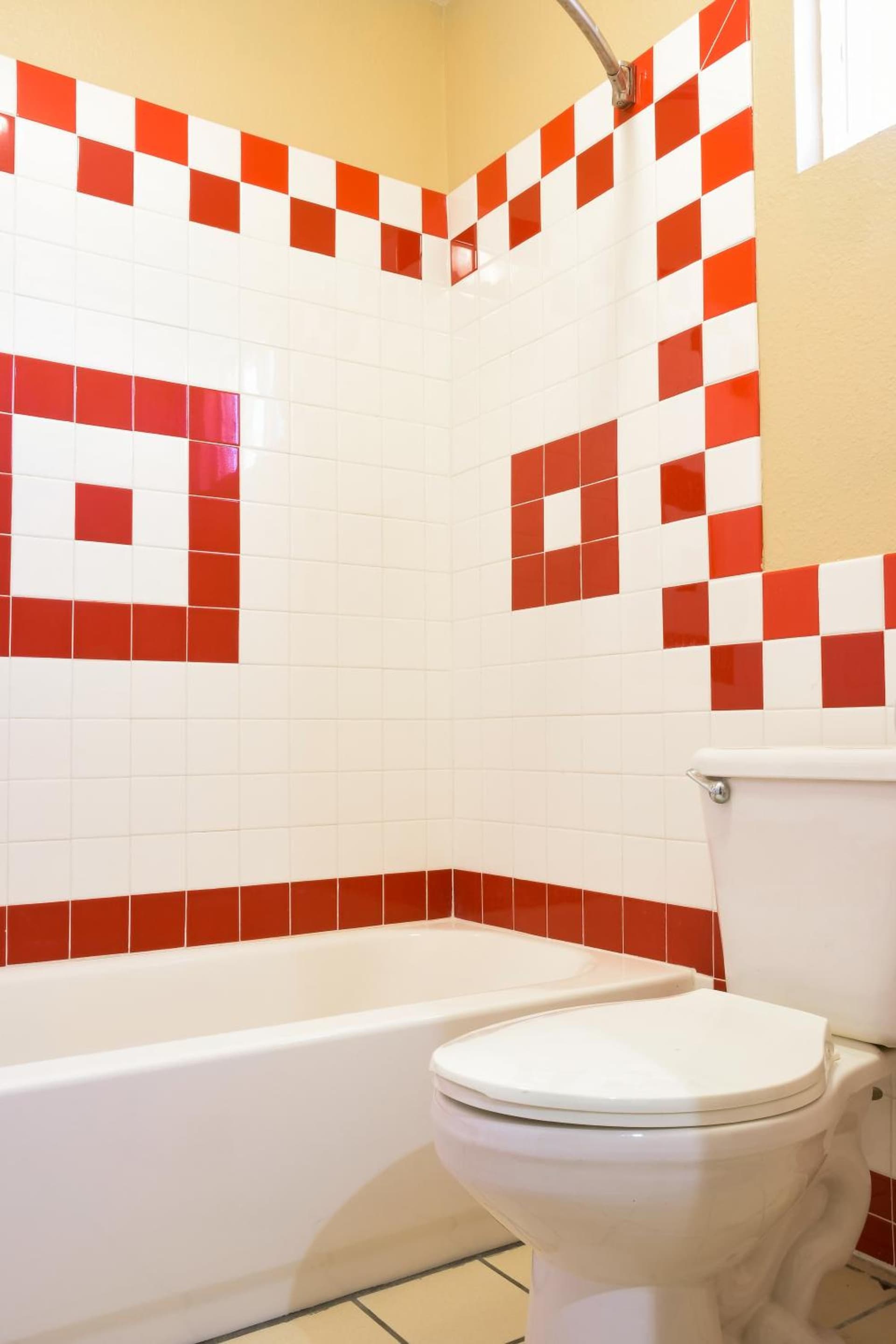 Covina Motel gallery photo in West Covina, CA — image 19