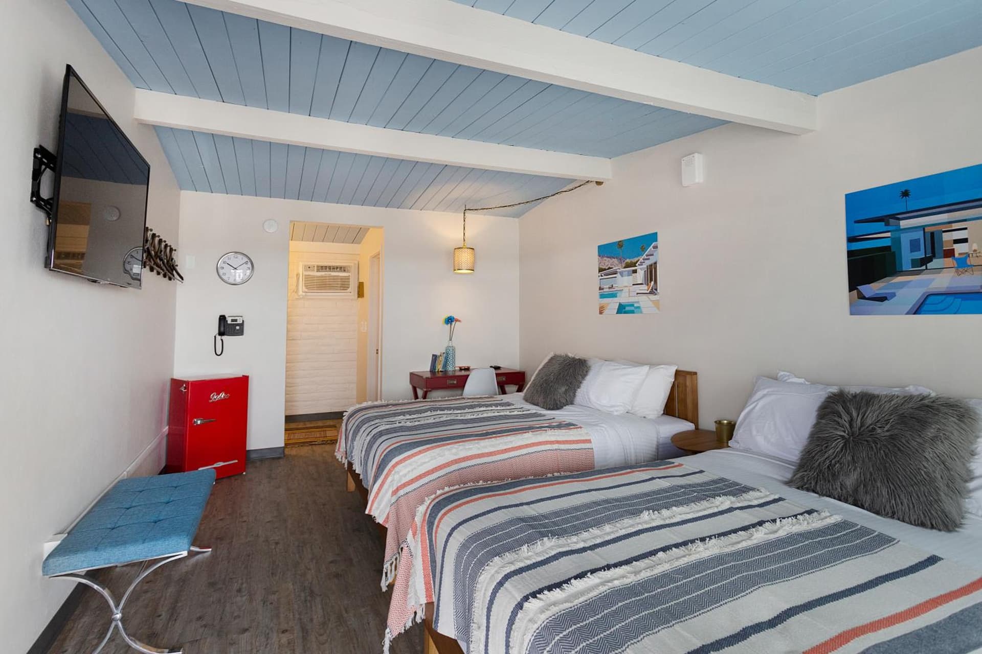 Hotel McCoy Tucson - Art, Coffee, Beer, Wine, Pool gallery photo in Tucson, AZ — image 34