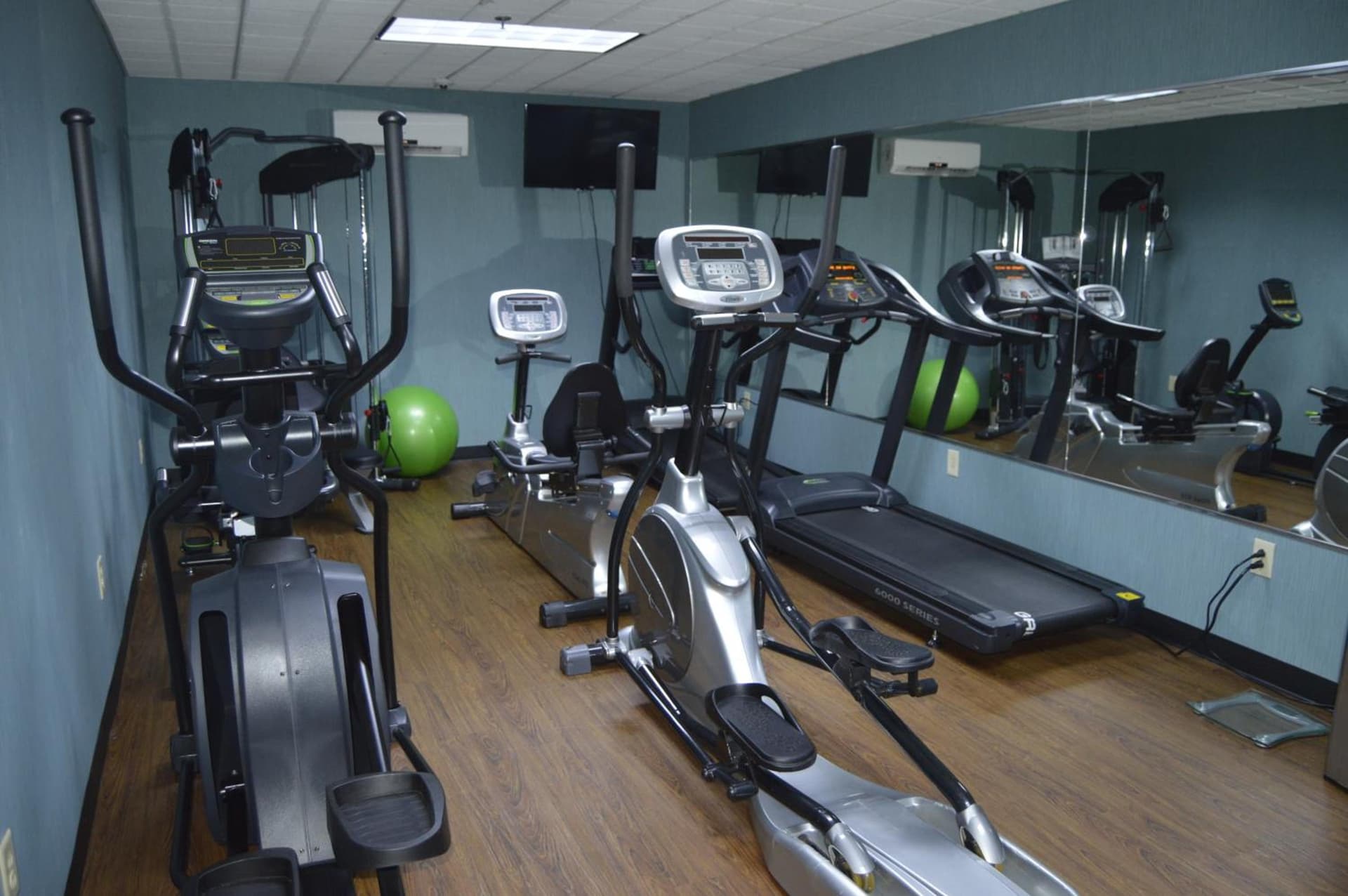 Wingate By Wyndham - Warner Robins gallery photo in Warner Robins, GA — image 9