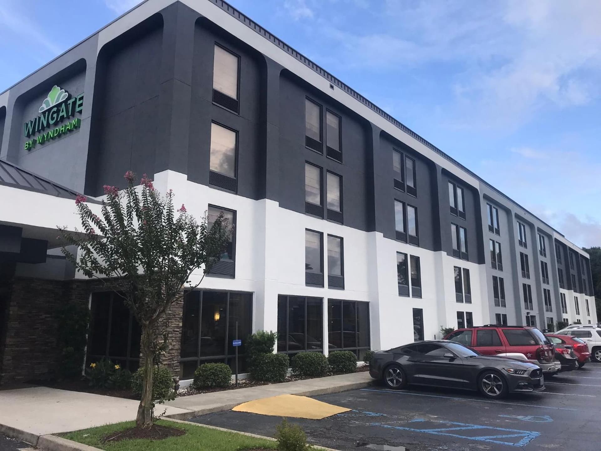 Wingate by Wyndham Charleston Coliseum gallery photo in Charleston, SC — image 14