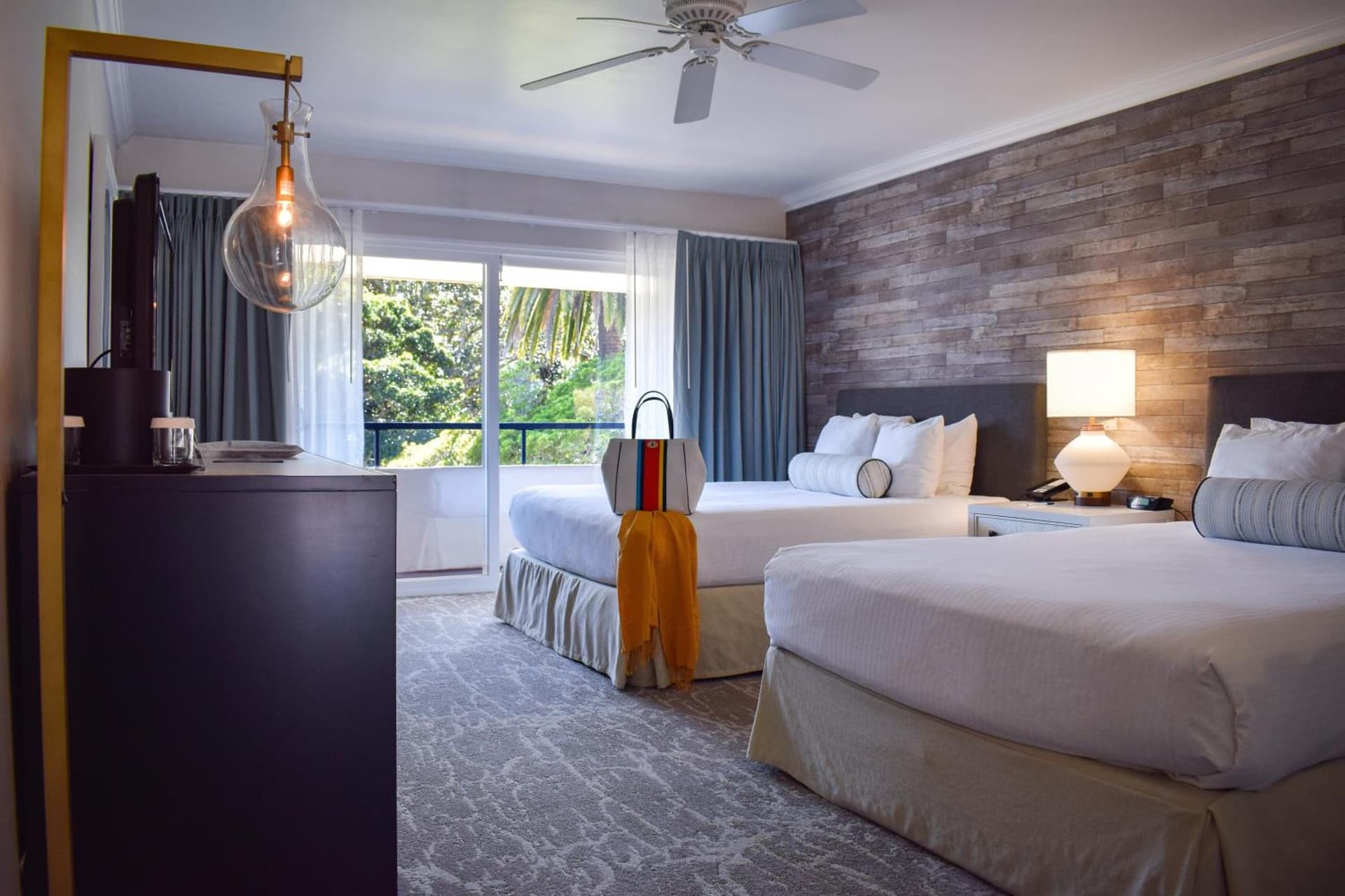 Beachside Inn gallery photo in Santa Barbara, CA — image 60