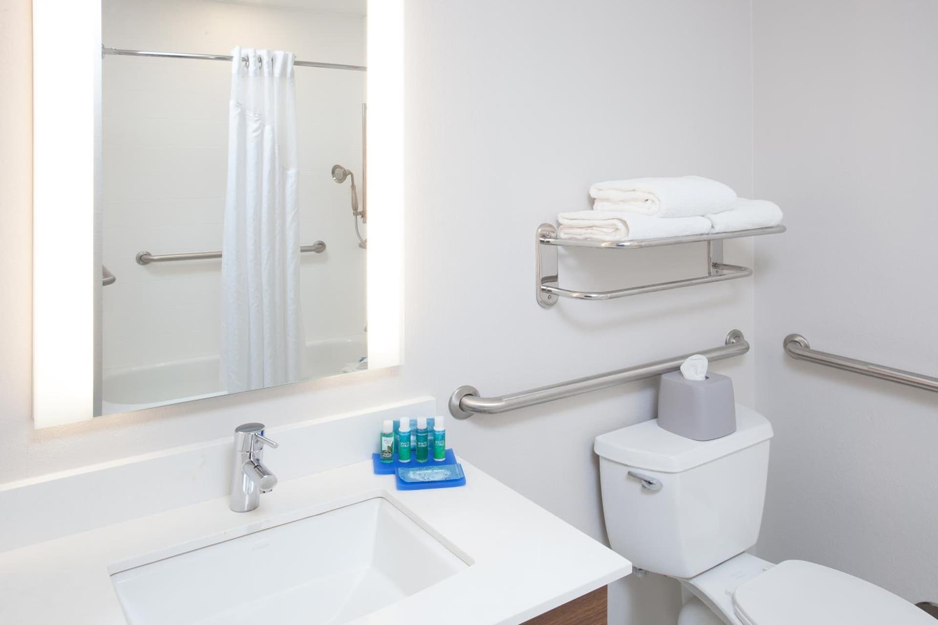 Holiday Inn Express Haskell-Wayne Area by IHG gallery photo in Haskell, NJ — image 39