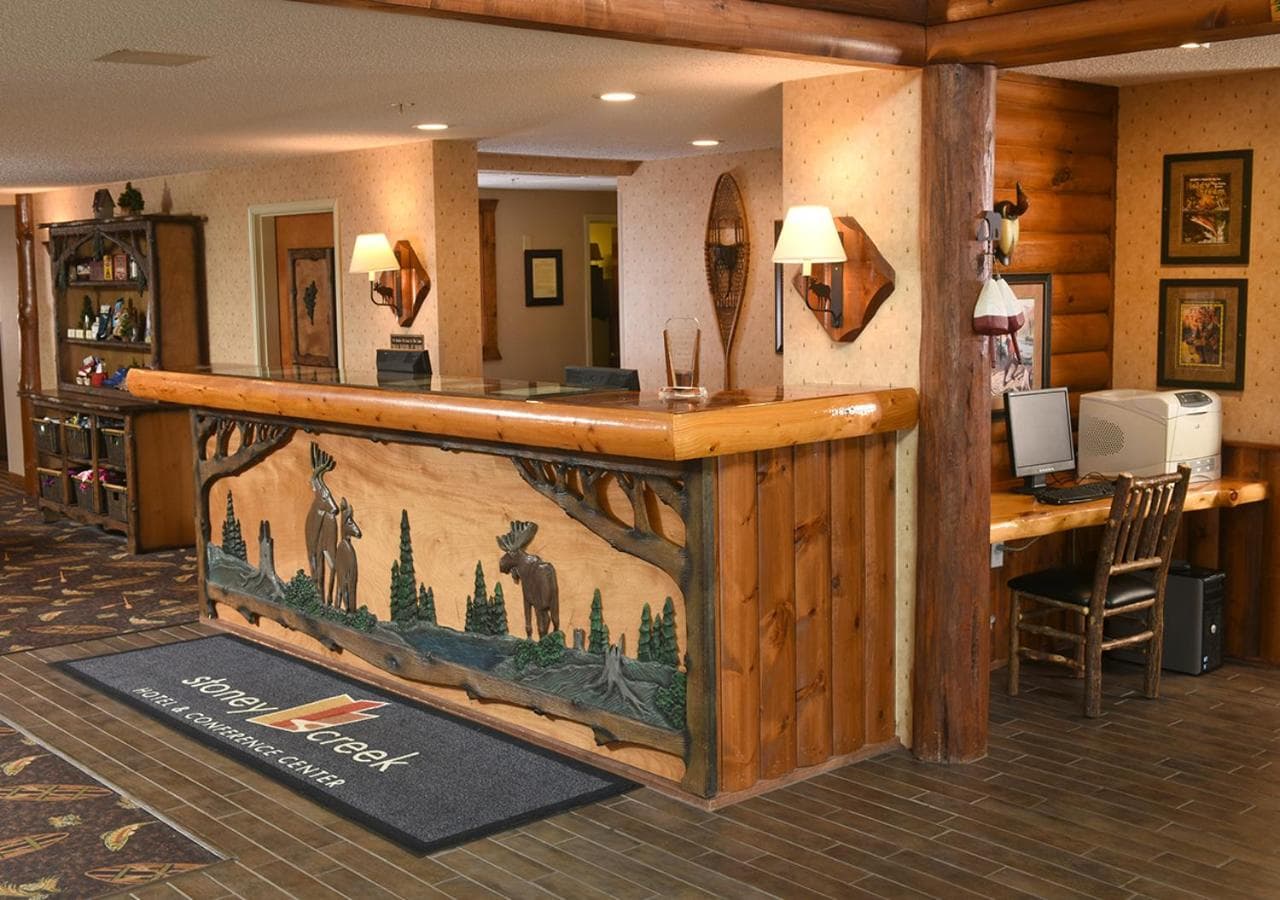 Cedar Creek Hotel Wausau - Rothschild interior in Rothschild, WI — gallery photo 2