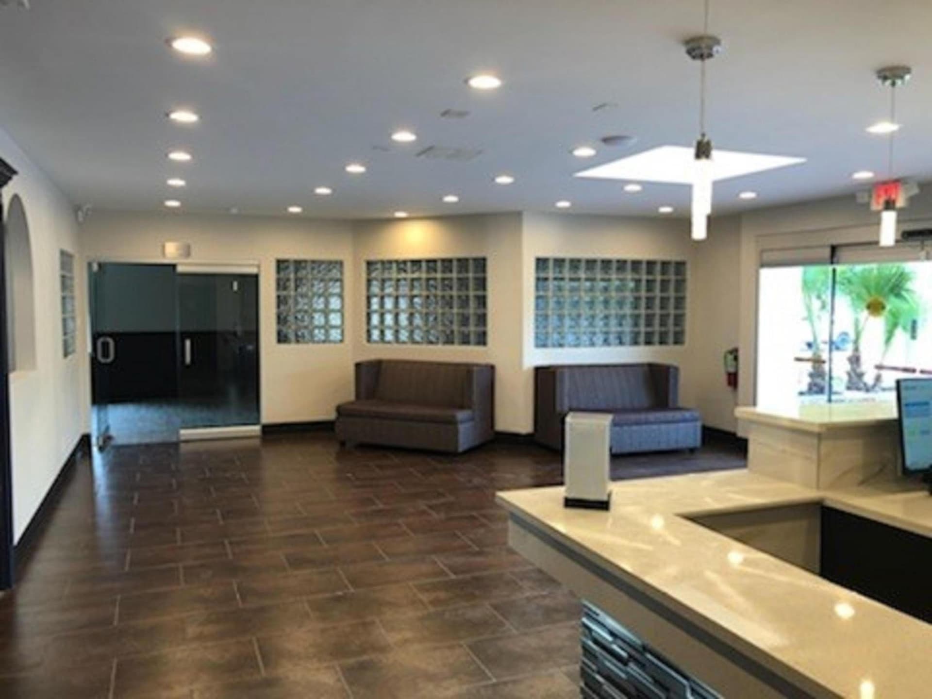 SureStay Plus Hotel by Best Western Sacramento Cal Expo gallery photo in Sacramento, CA — image 30