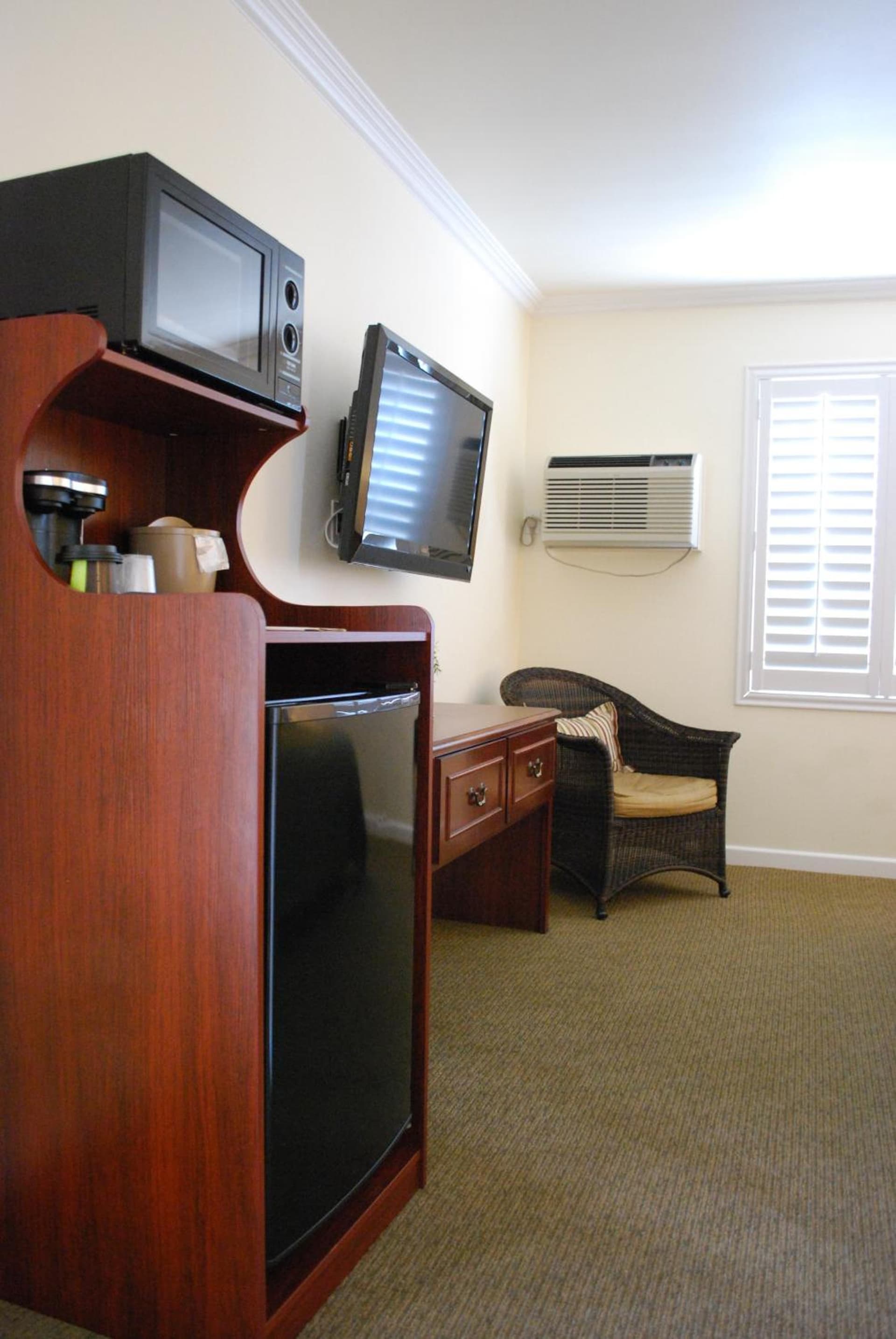 Bella Capri Inn and Suites gallery photo in Camarillo, CA — image 13