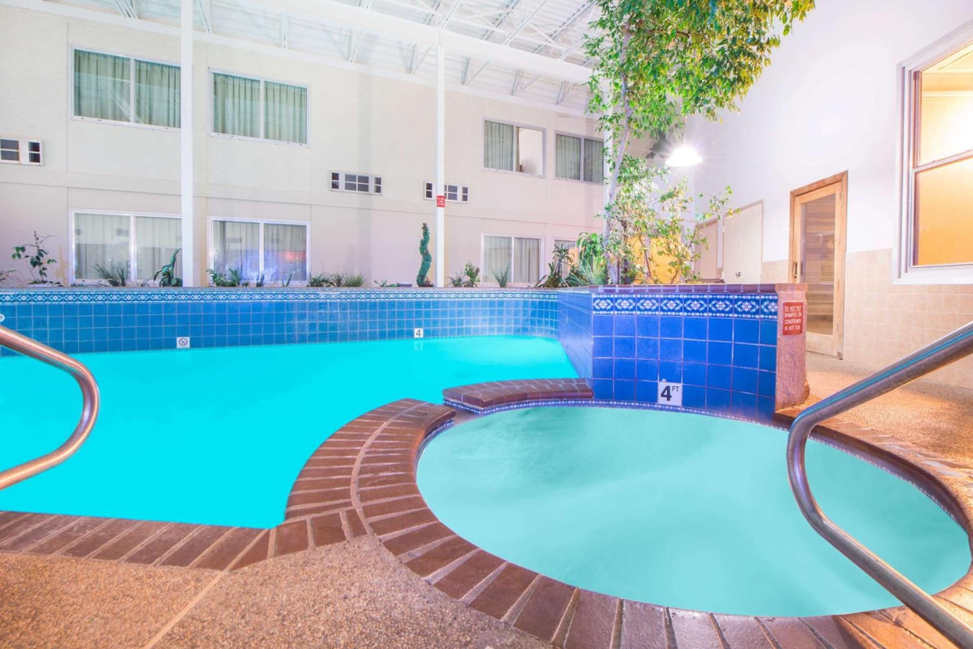 Ramada by Wyndham Enid property views in Enid, OK — gallery photo 3