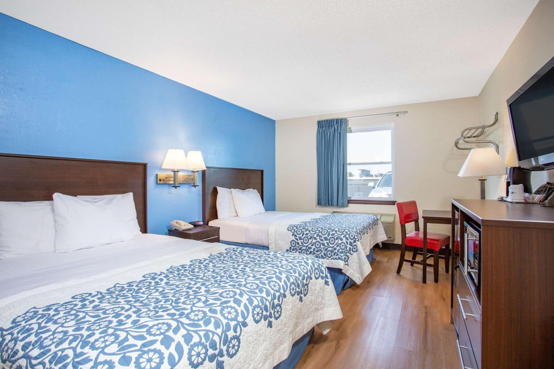 Days Inn by Wyndham Lancaster PA Dutch Country property views in Ronks, PA — gallery photo 3