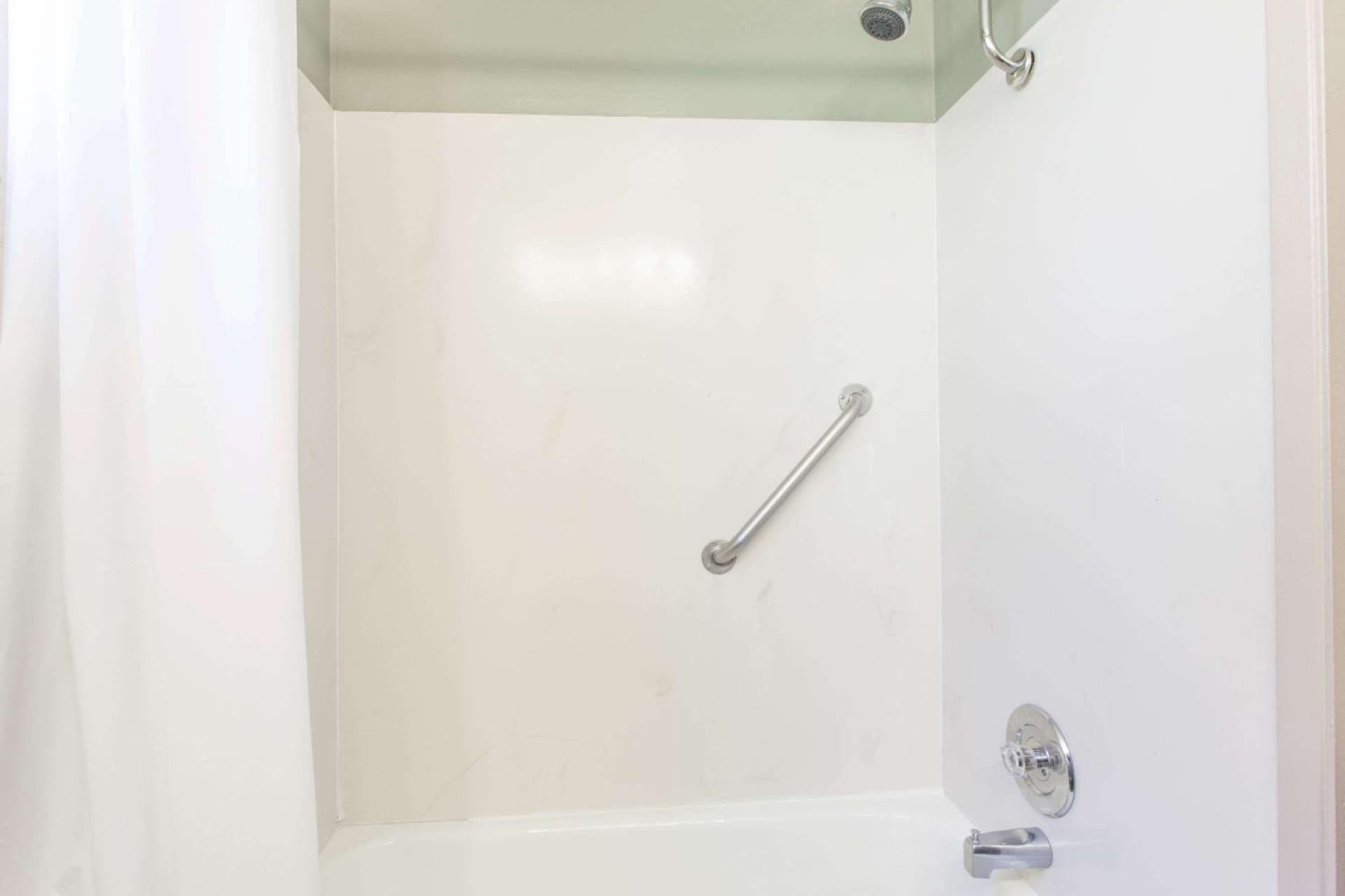 Travelodge by Wyndham Everett City Center gallery photo in Everett, WA — image 5
