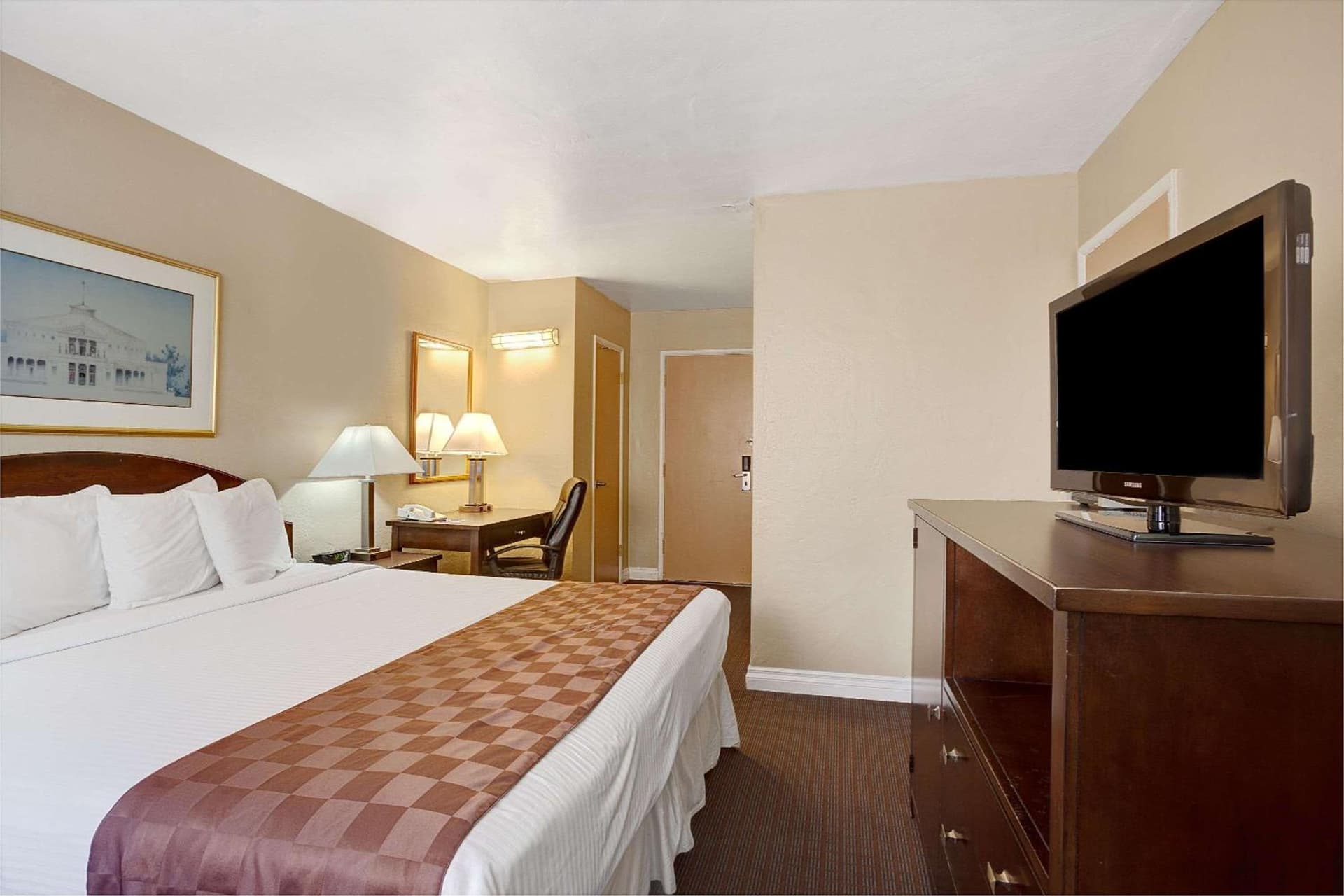 Travelodge by Wyndham Everett City Center gallery photo in Everett, WA — image 10