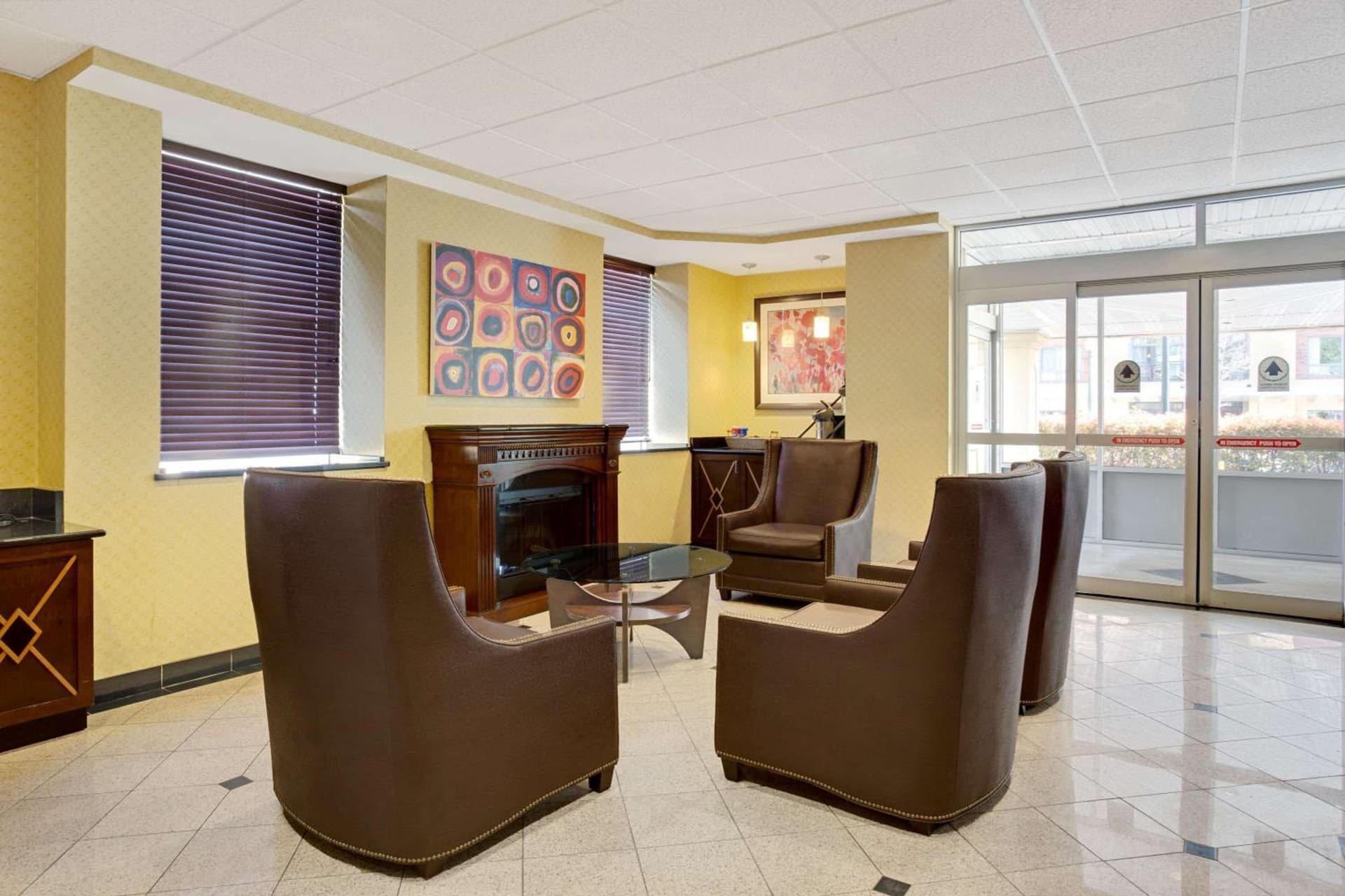 Days Inn by Wyndham Silver Spring property views in Silver Spring, MD — gallery photo 3