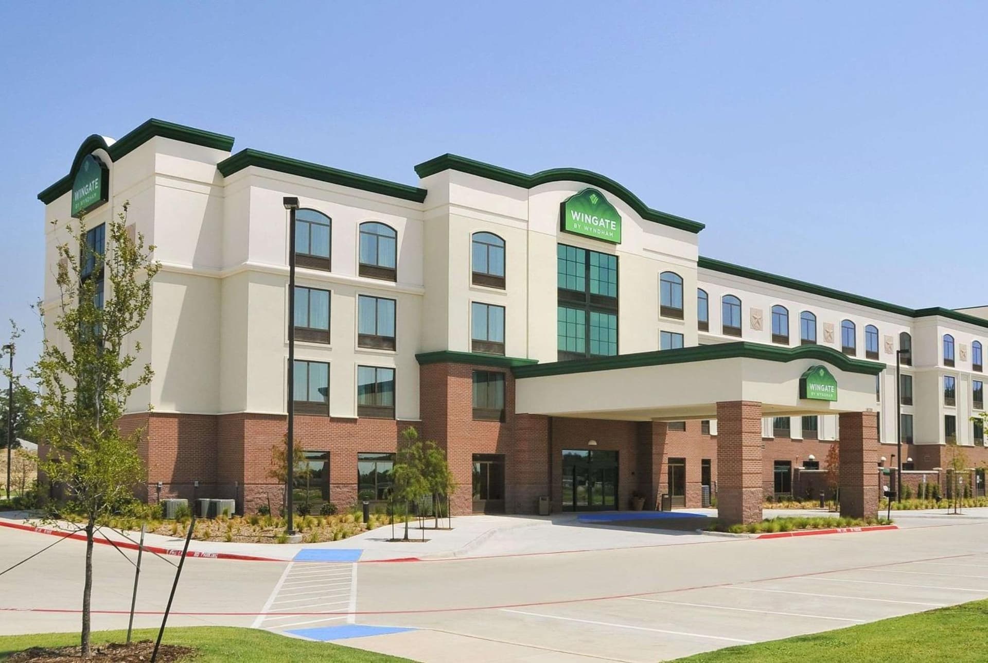 Comfort Inn & Suites Frisco East - McKinney featured exterior or lobby in Frisco, TX — similar hotel