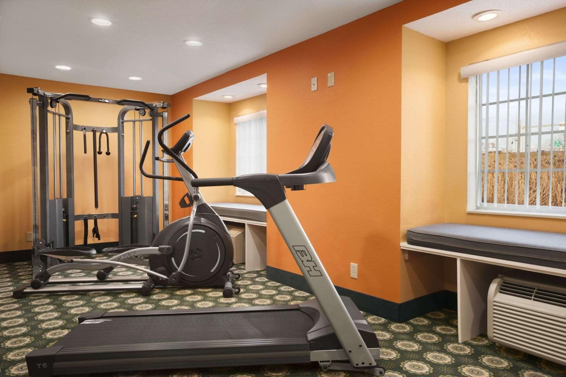 Microtel Inn by Wyndham - Albany Airport property views in Latham, NY — gallery photo 3