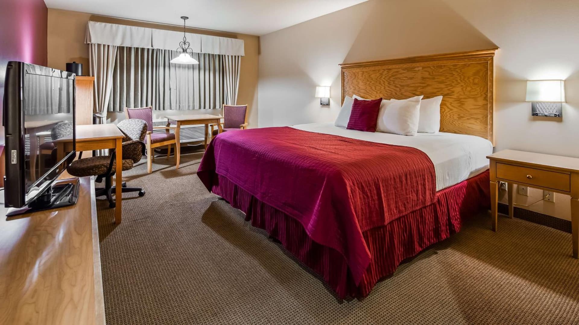 Best Western Plus Caldwell Inn & Suites property views in Caldwell, ID — gallery photo 3