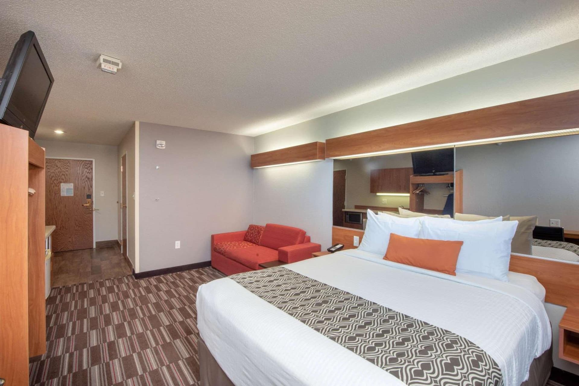 Microtel Inn & Suites by Wyndham Springfield gallery photo in Springfield, IL — image 16