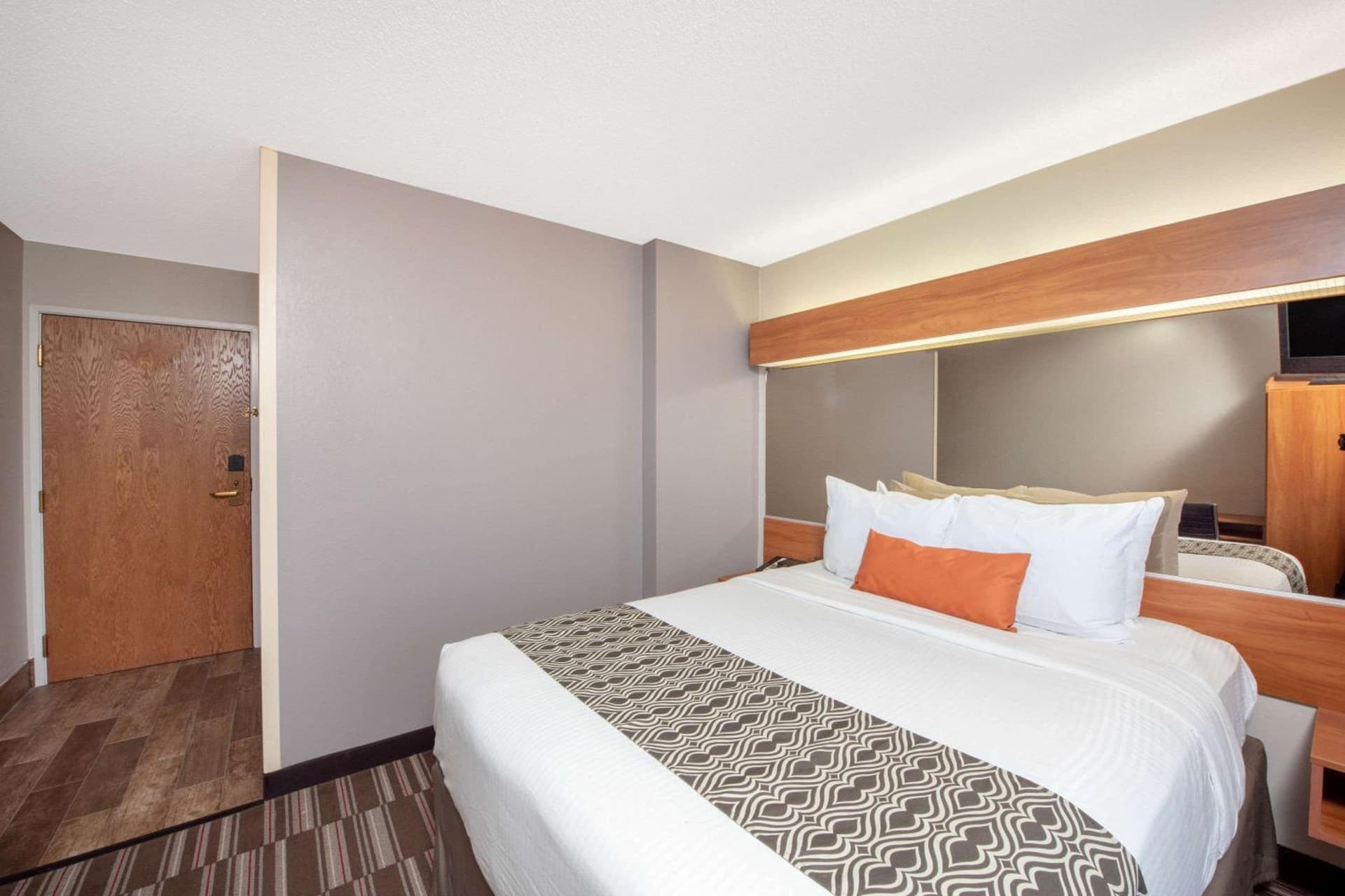 Microtel Inn & Suites by Wyndham Springfield gallery photo in Springfield, IL — image 15