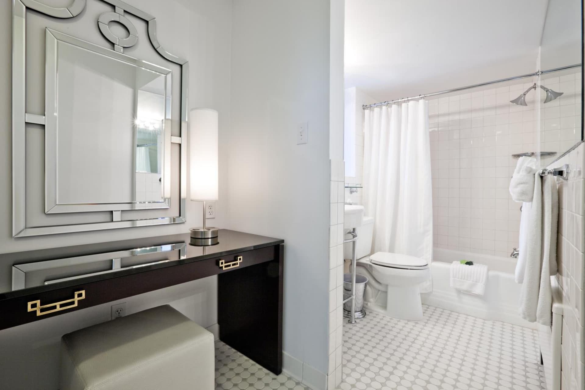 State Plaza Hotel gallery photo in Washington, DC — image 34