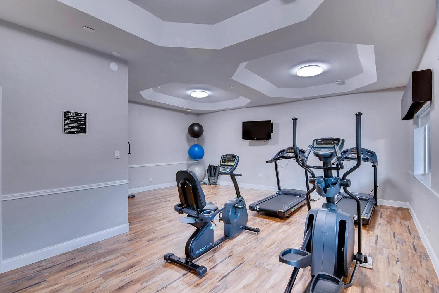 Orangewood Inn and Suites Midtown gallery photo in Austin, TX — image 57