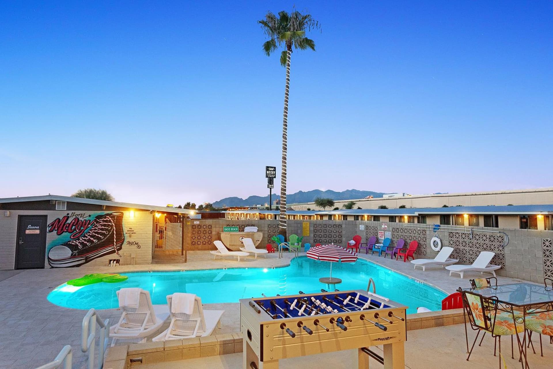 Hotel McCoy Tucson - Art, Coffee, Beer, Wine, Pool gallery photo in Tucson, AZ — image 11