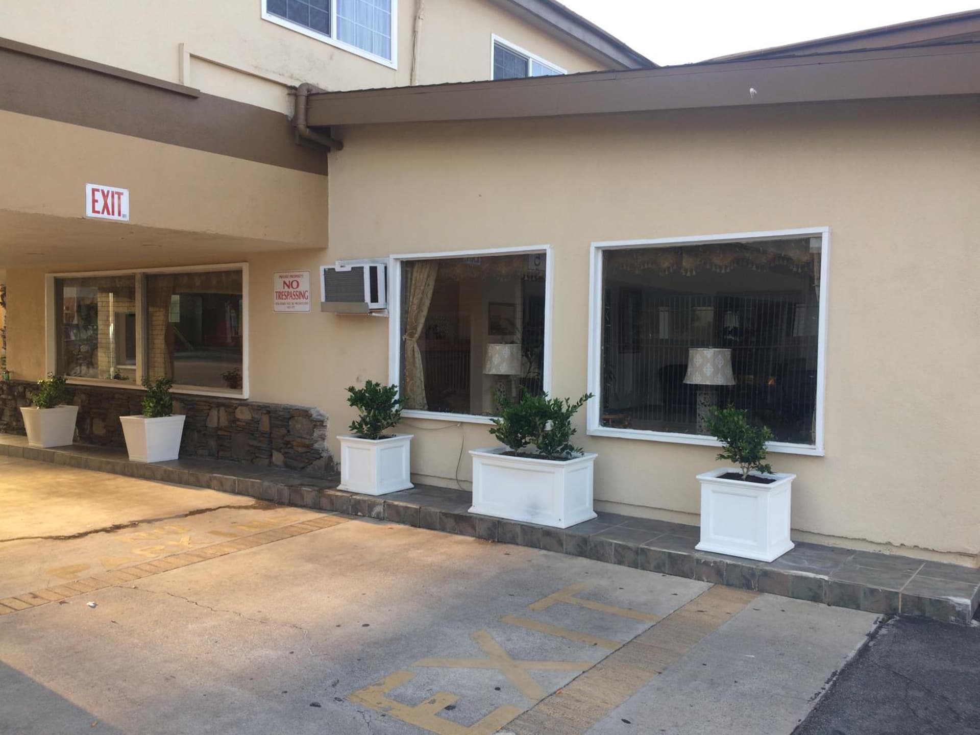 Grand Inn gallery photo in Fullerton, CA — image 23