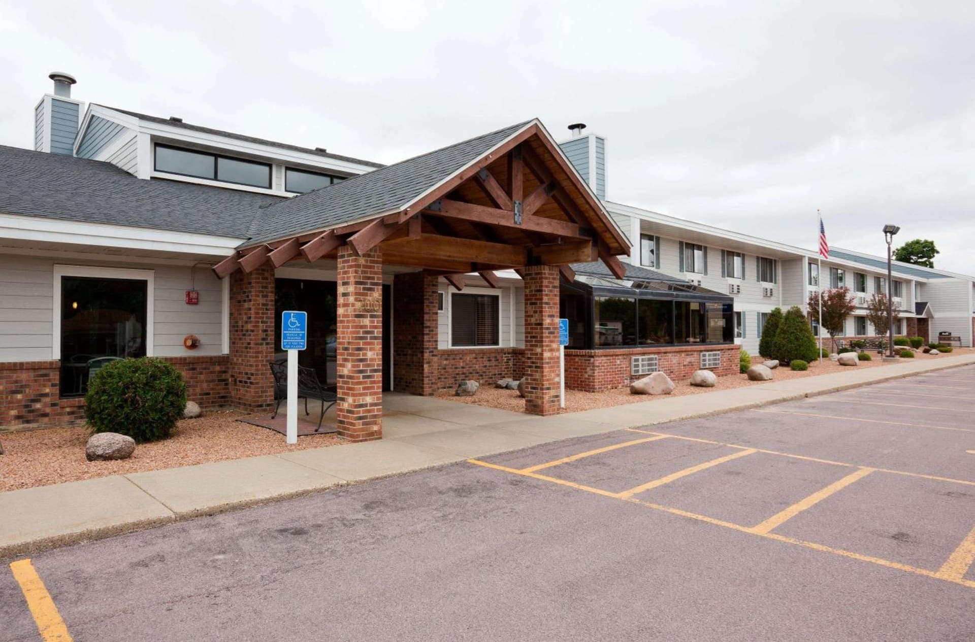 AmericInn by Wyndham St. Peter featured exterior or lobby in Saint Peter, MN — similar hotel