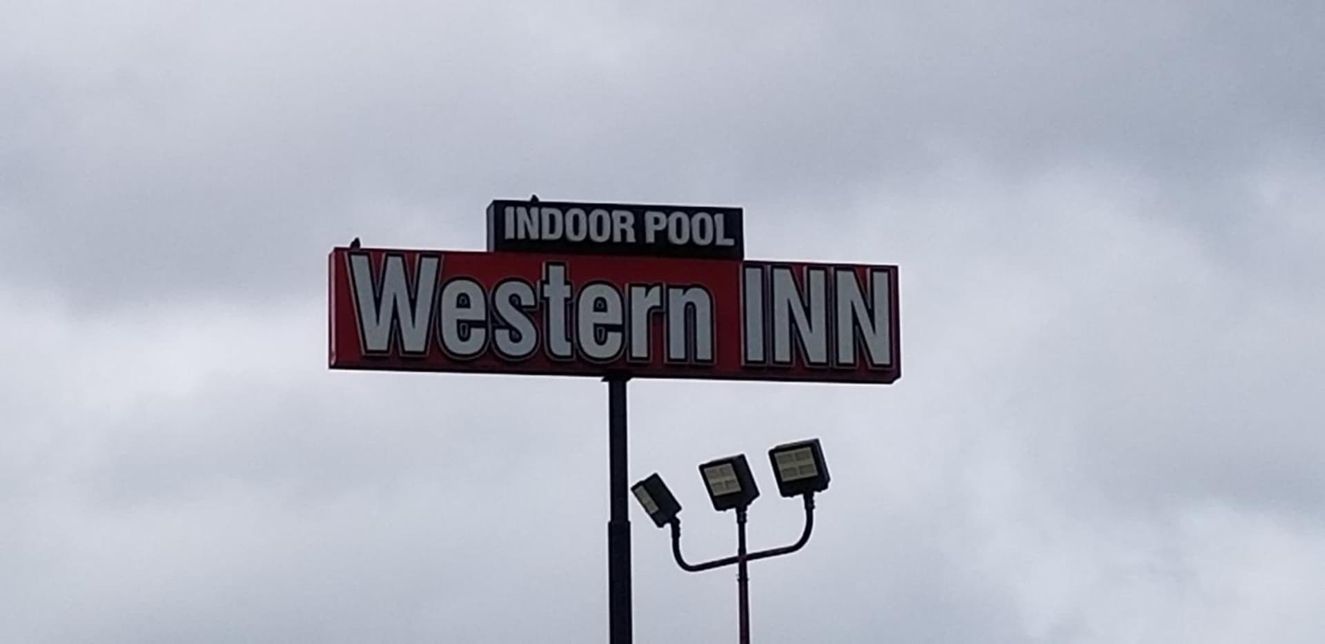 Western Inn property views in Council Bluffs, IA — gallery photo 3