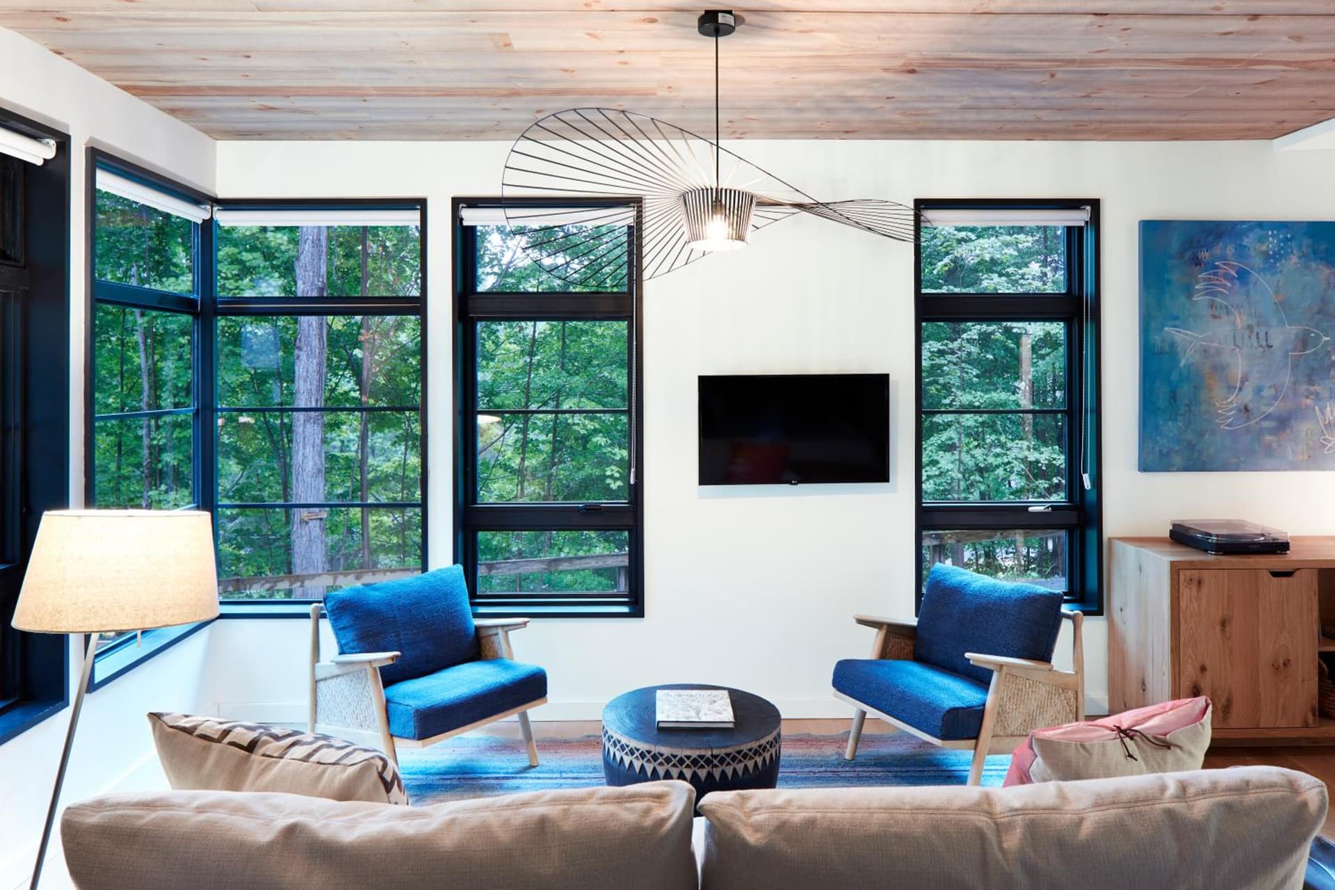 Woodstock Way Hotel property views in Woodstock — gallery photo 3