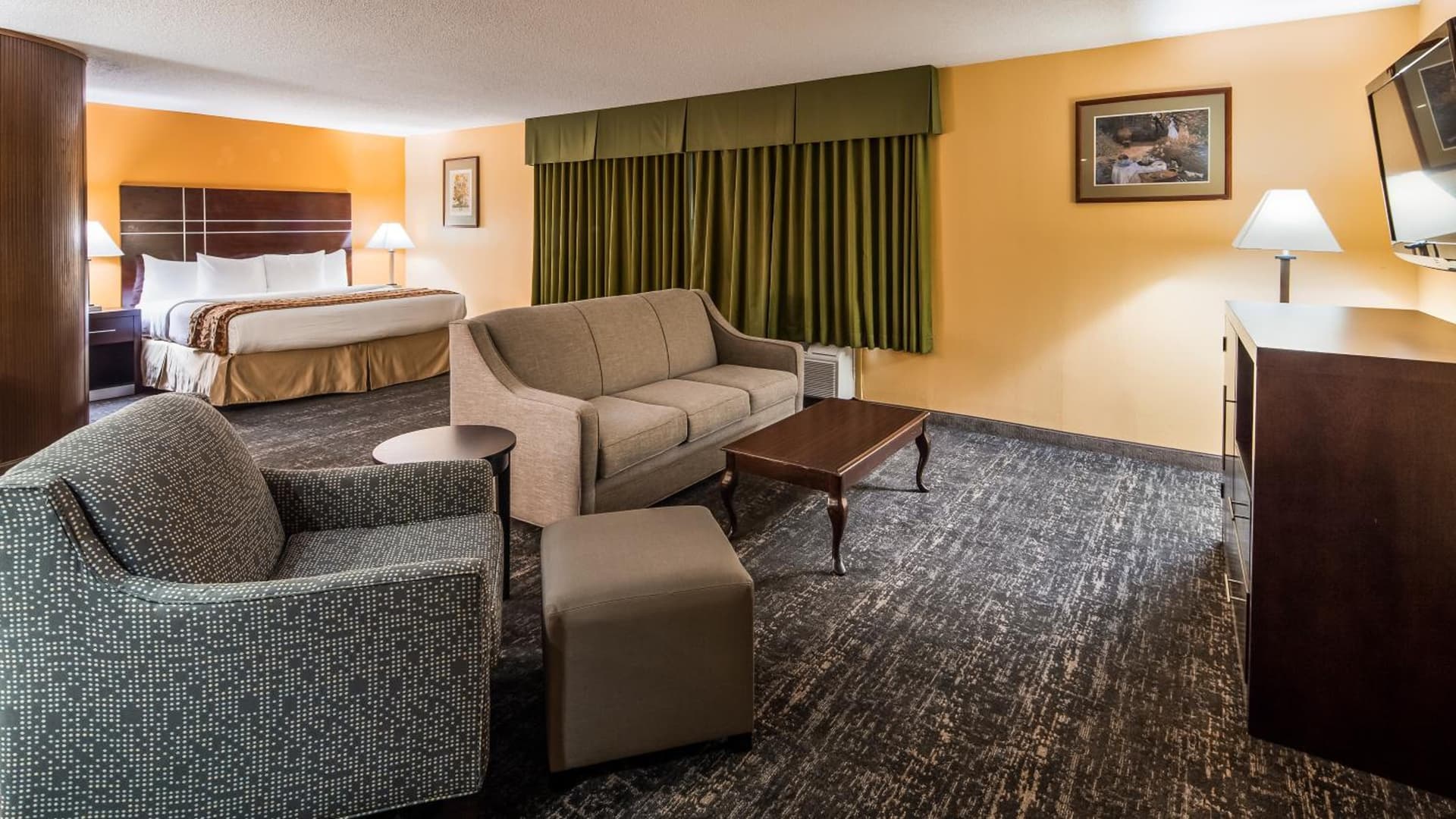 Best Western Luxbury Inn Fort Wayne gallery photo in Fort Wayne, IN — image 12