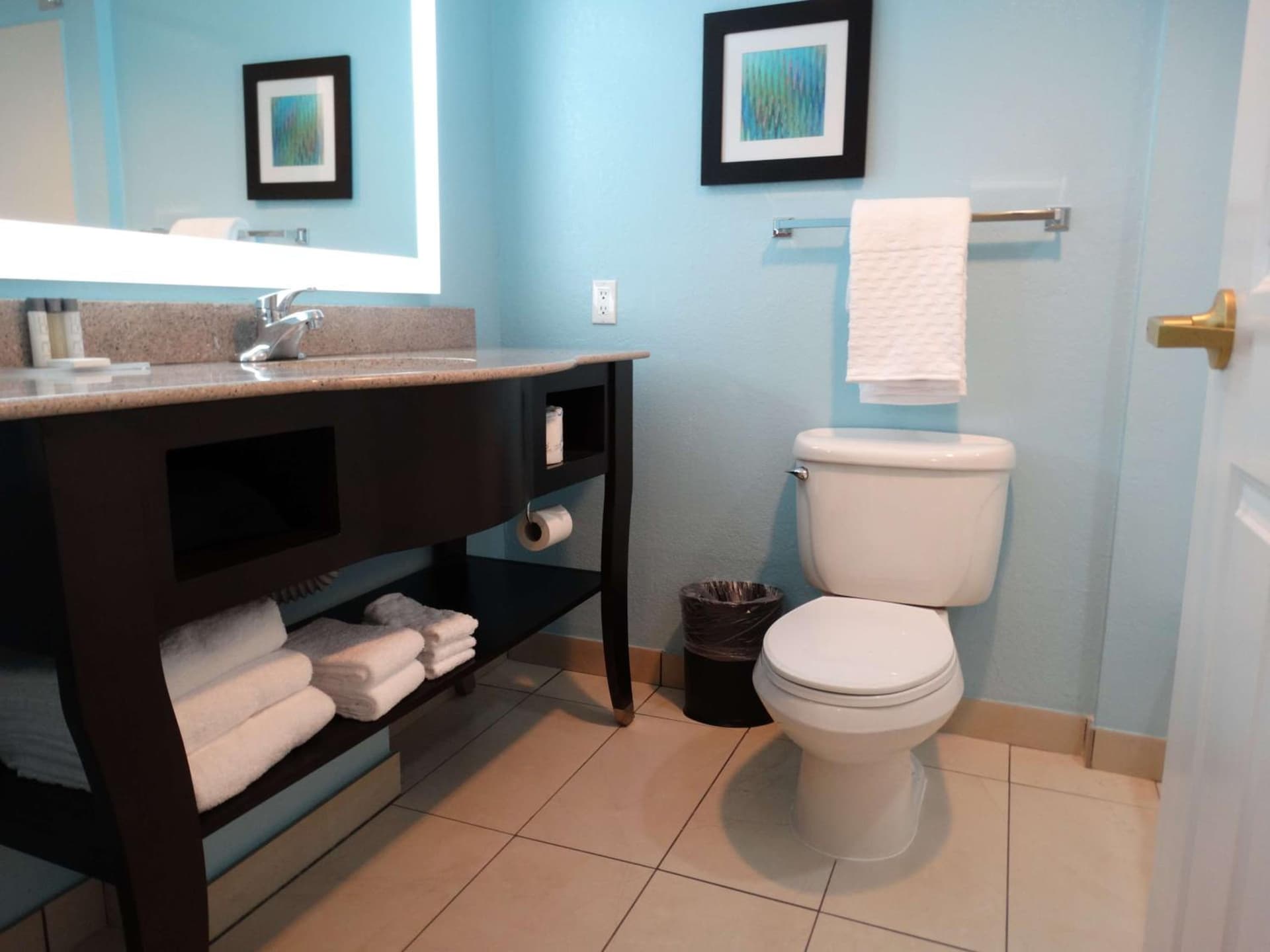 Best Western Plus Orlando Lake Buena Vista South Inn & Suites gallery photo in Kissimmee, FL — image 11