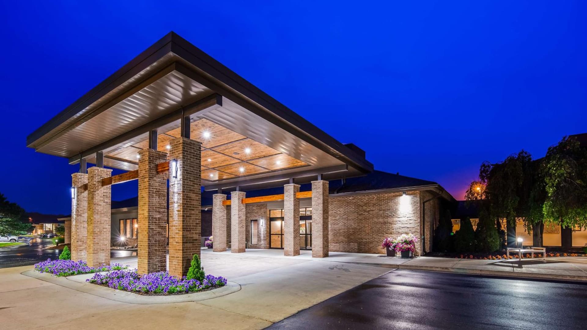 Best Western Okemos/East Lansing Hotel & Suites gallery photo in Okemos, MI — image 43