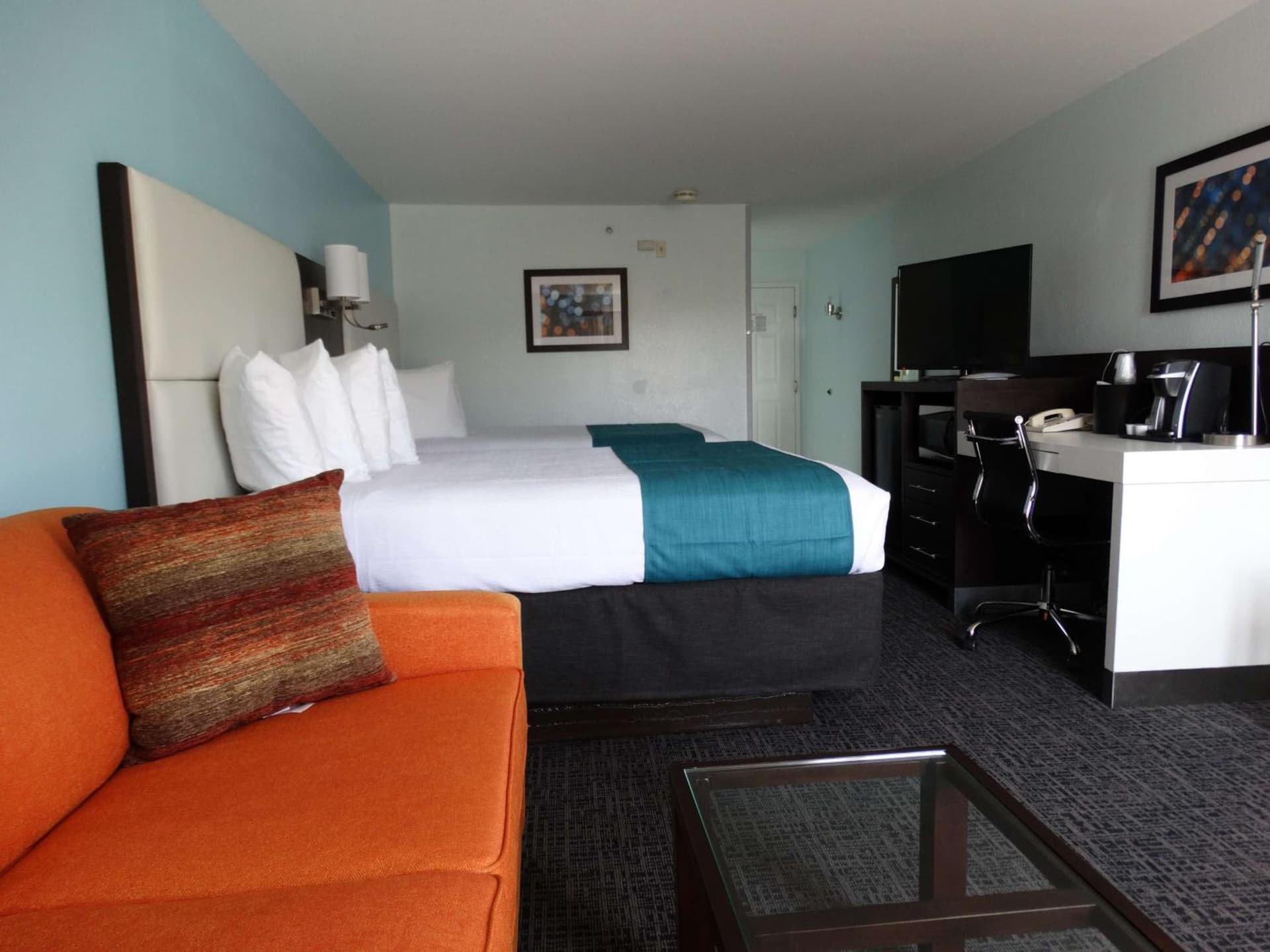 Best Western Plus Orlando Lake Buena Vista South Inn & Suites gallery photo in Kissimmee, FL — image 15