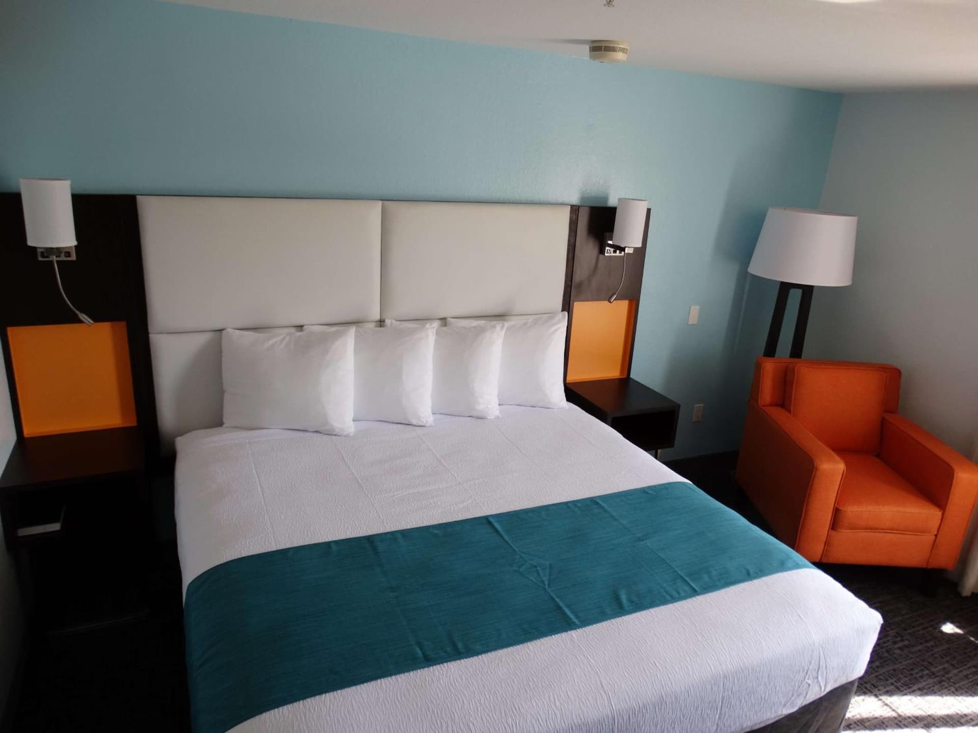 Best Western Plus Orlando Lake Buena Vista South Inn & Suites gallery photo in Kissimmee, FL — image 14