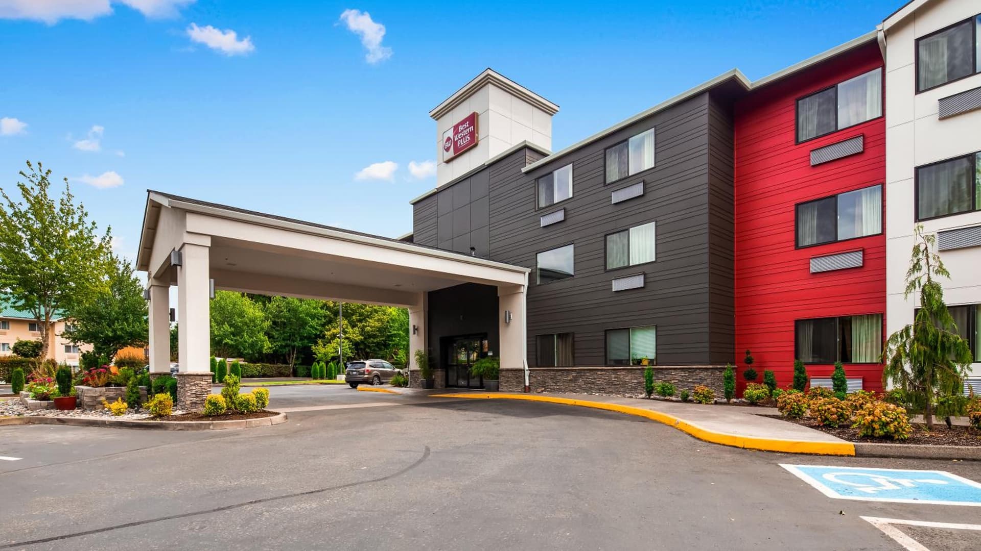 Best Western Plus Portland Airport Hotel & Suites gallery photo in Parkrose, OR — image 13
